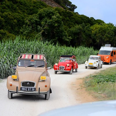 Citroën 2CV World Meeting na portugalskiej plaży