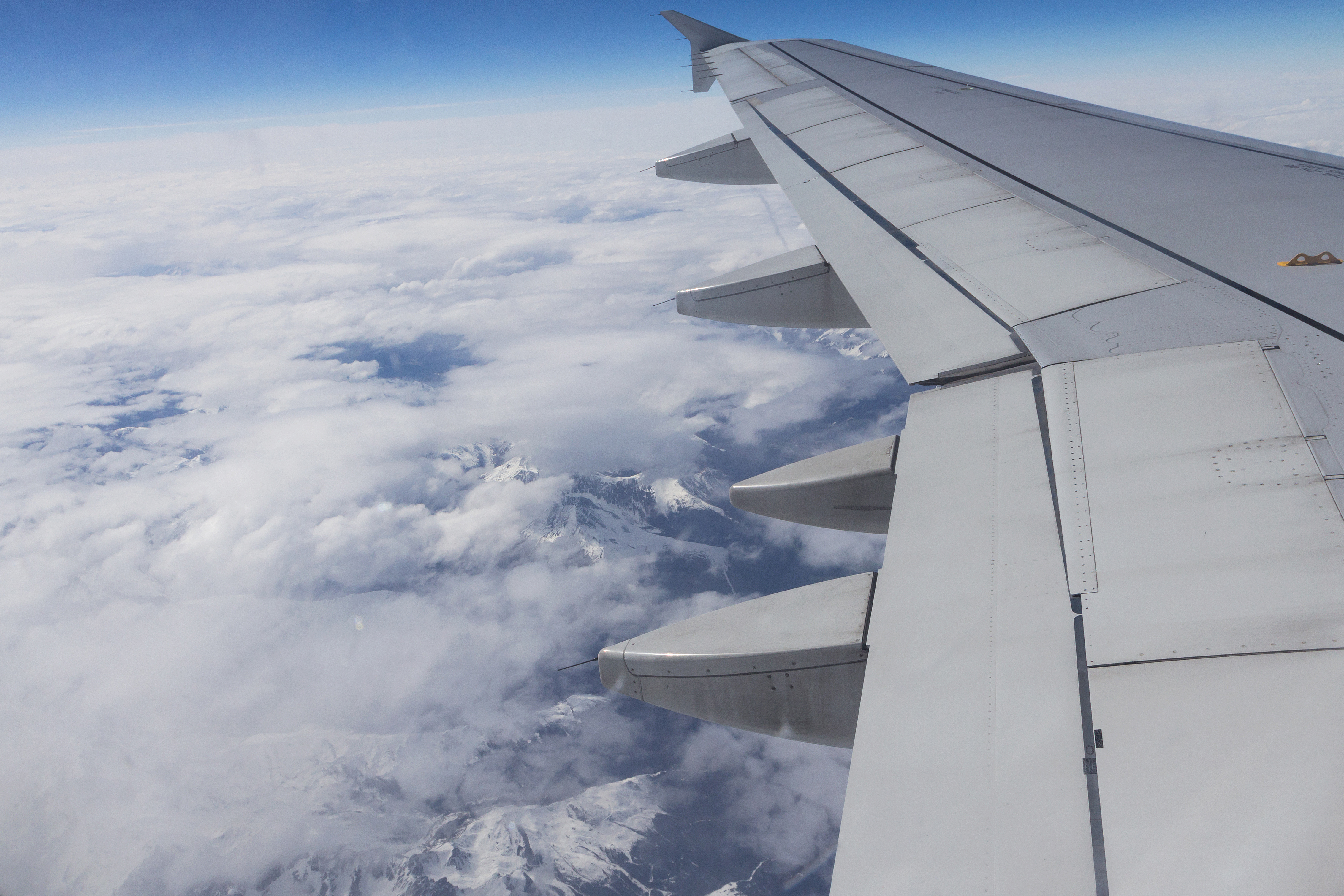 Turbulencia? Retteg a repülőn, mert remeg a szárny, mint a légkalapács? - Ezt nézze meg és többé nem fog félni! - videó