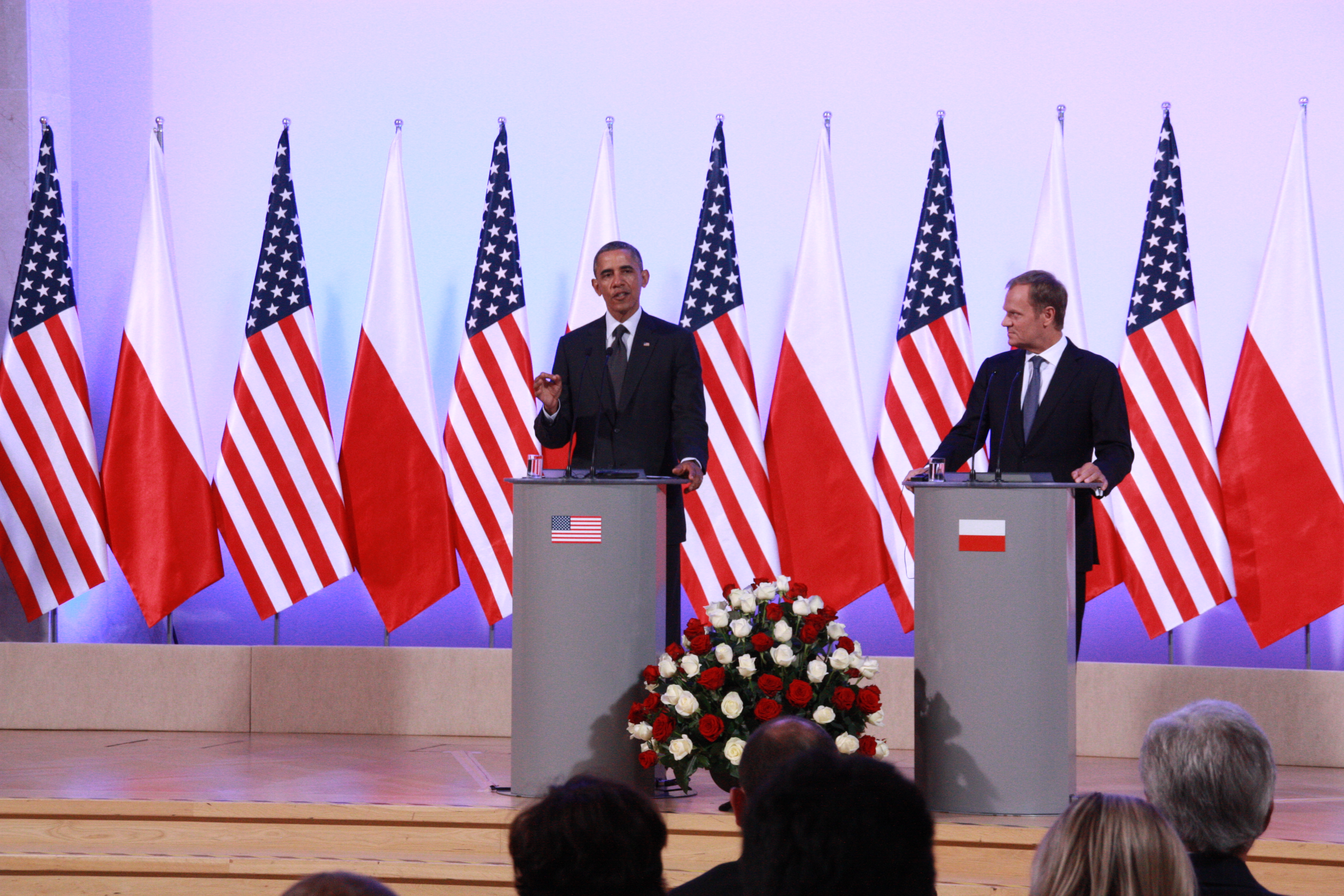 Podkreślenie sojuszu z USA i roli Donalda Tuska w Europie