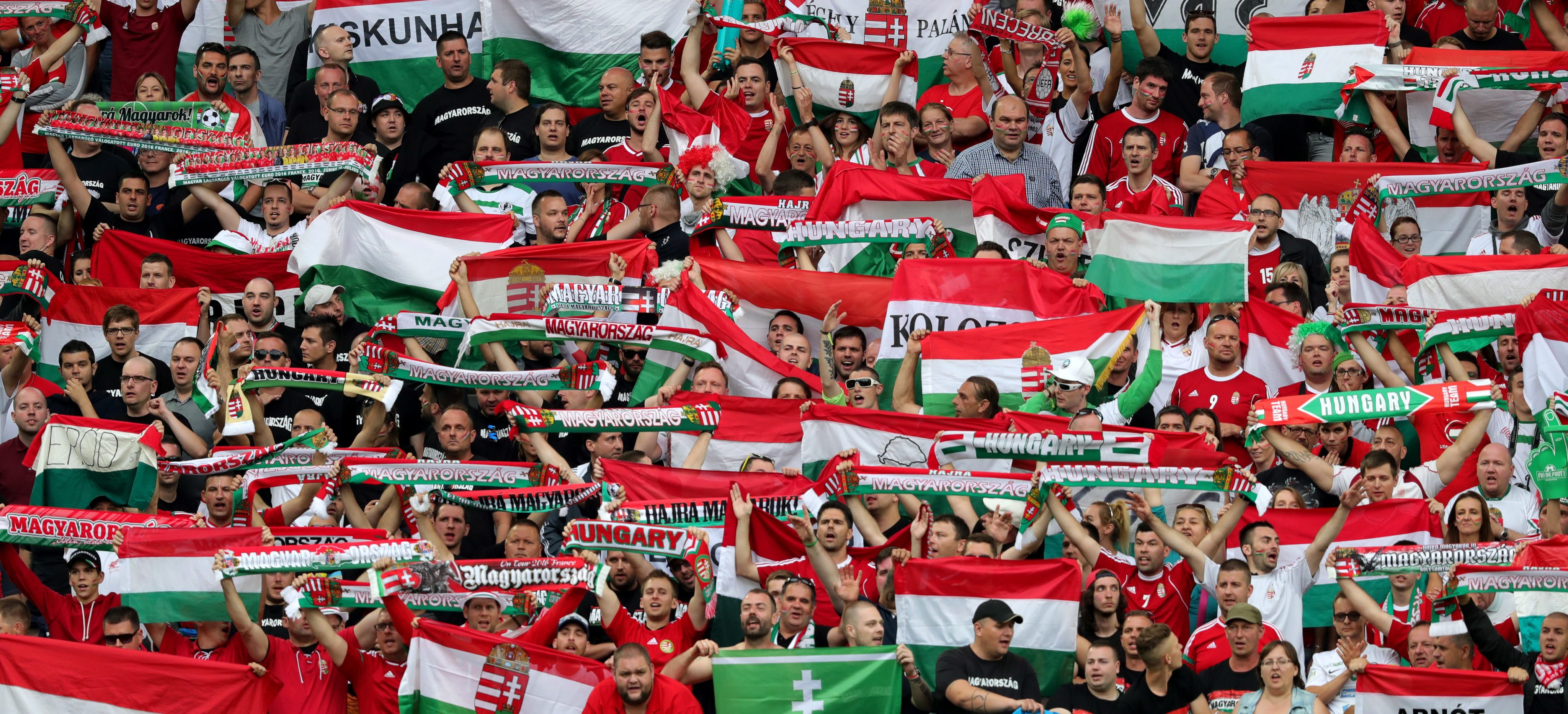 Az UEFA lejátssza Az éjjel soha nem érhet véget slágert a magyar meccseken  - Blikk