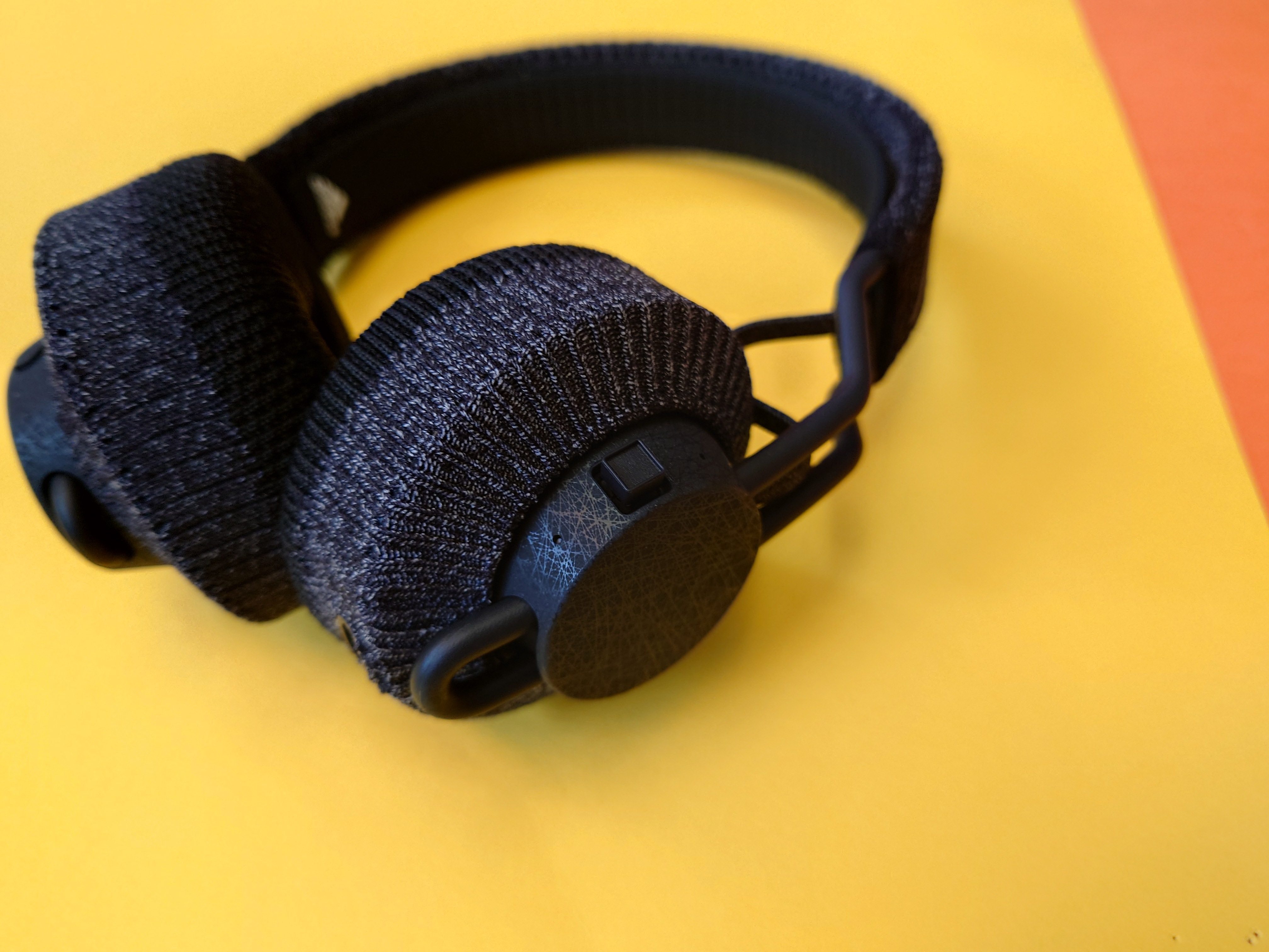 Adidas RPT-01 im Test: Abwaschbare On-Ear-Kopfhörer für Sportler | TechStage