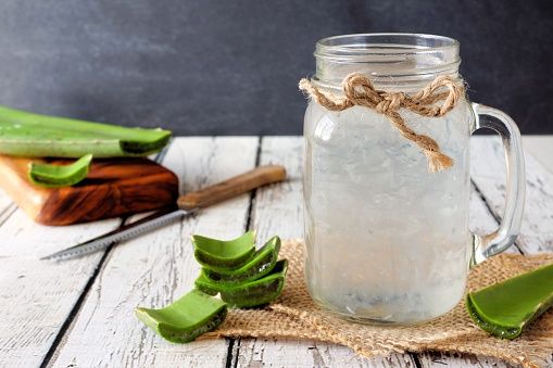 isntree aloe ISNTREE ALOE SOOTHING GEL (FRESH TYPE) 150ML- Buy at Skin Pop Essentiel  Nigeria main image 1