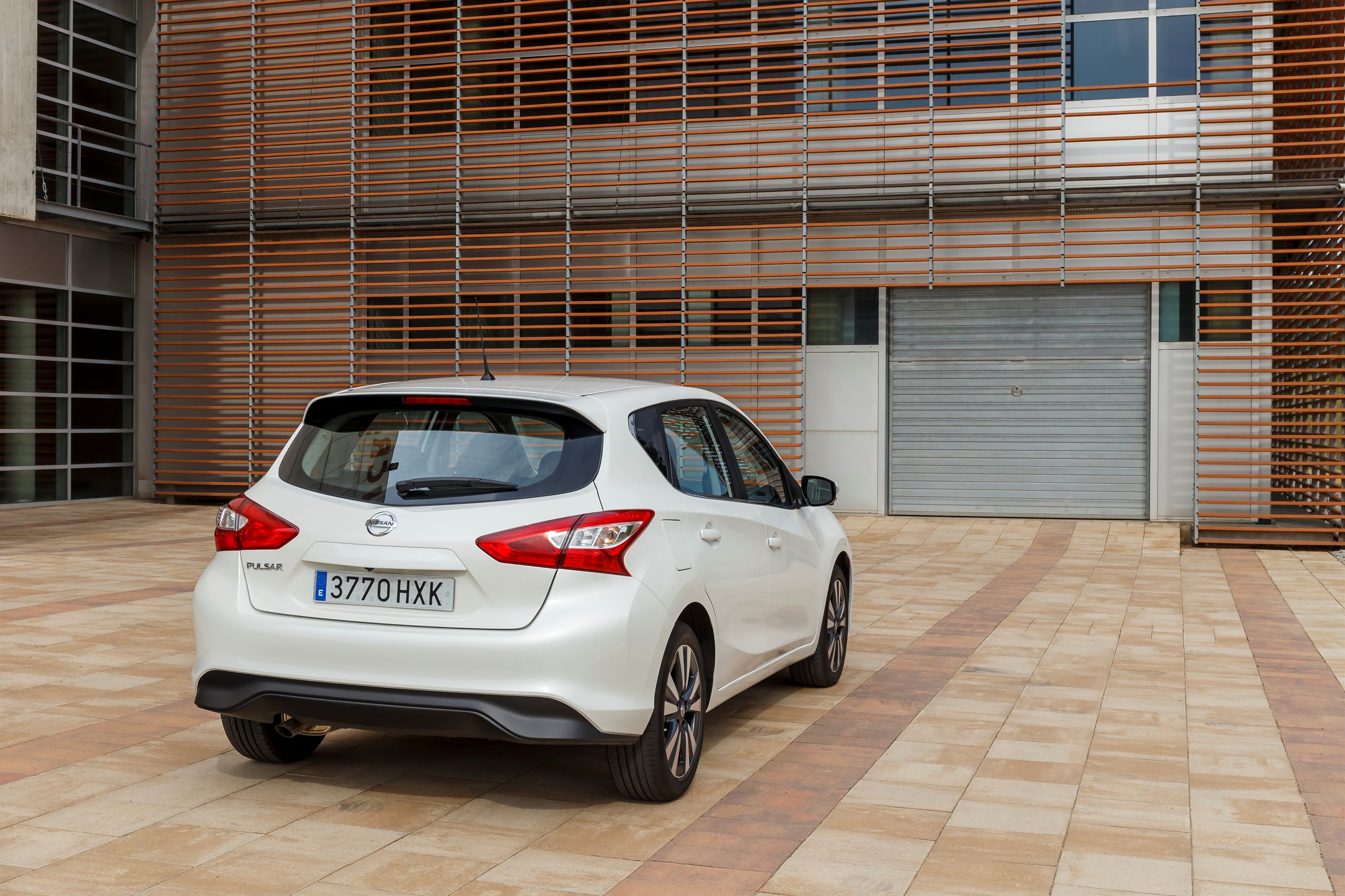 Nissan pulsar