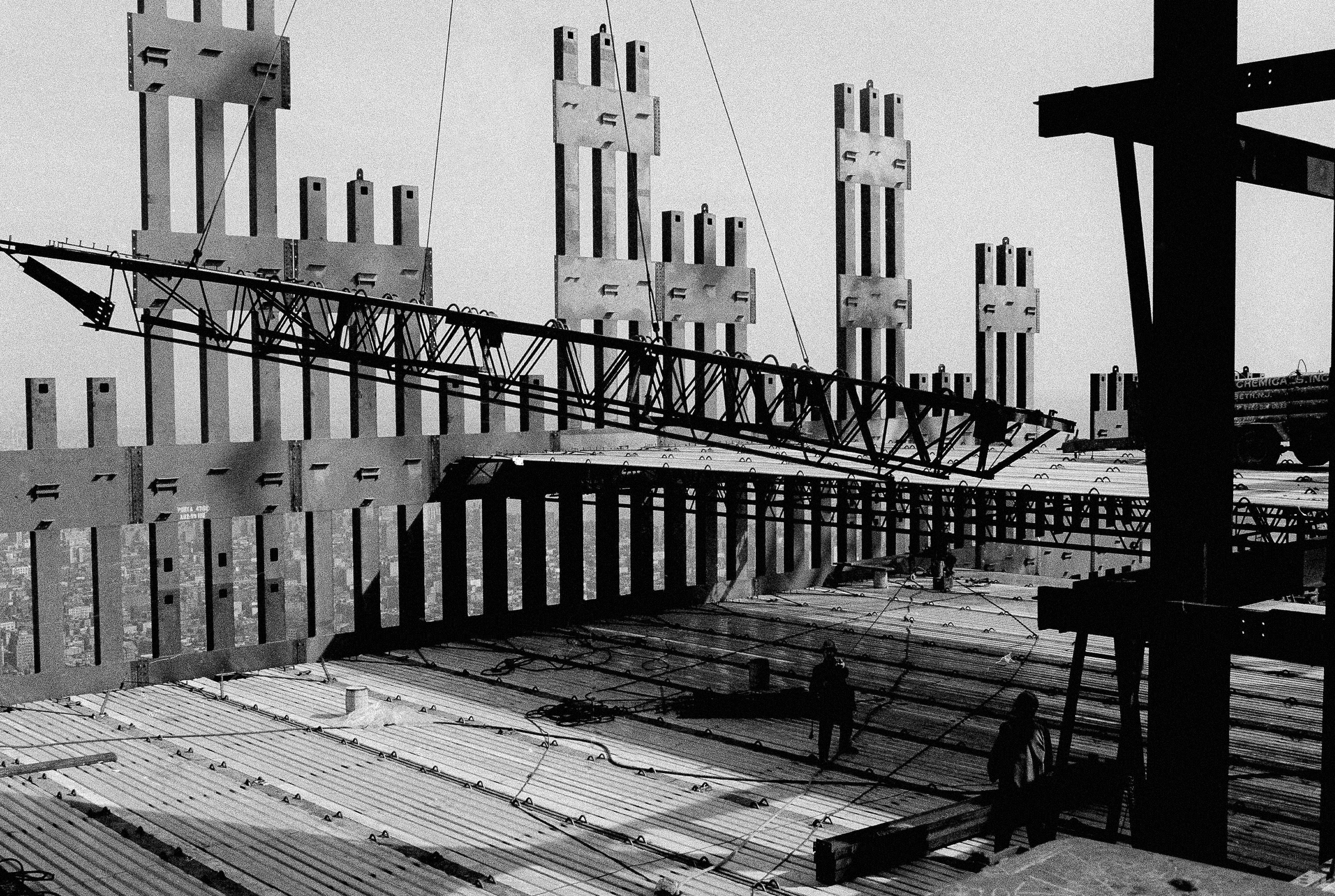 Budowę rozpoczęto 5 sierpnia 1966. Trwała siedem lat...