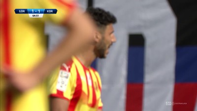 Górnik Z. - Korona (1:1): Potężna bomba Soriano przysporzyła kłopotów Losce! 22-latek odbił piłkę przed siebie, uratował go Koj