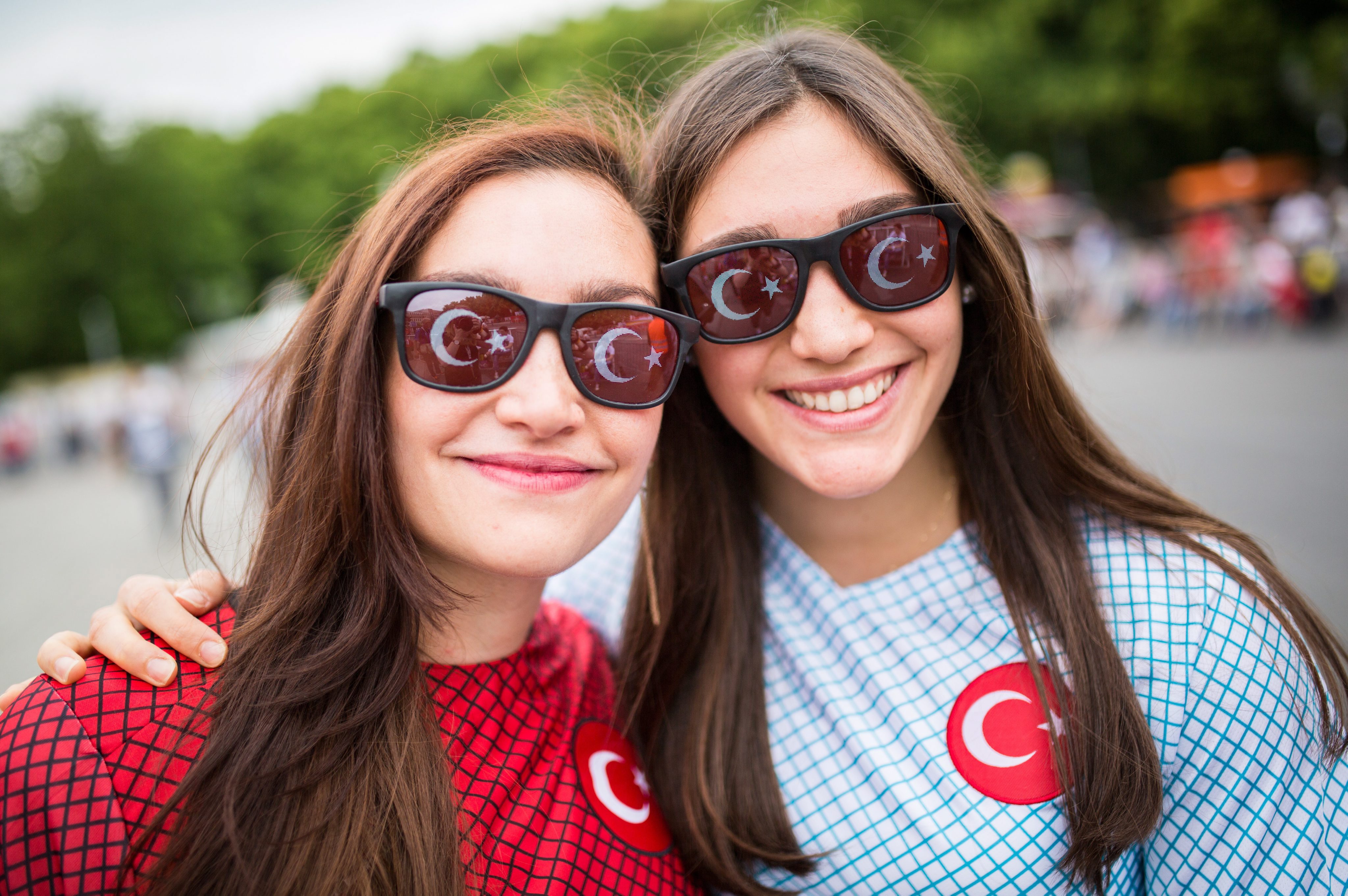 Futbolowa gorączka ogarnęła nie tylko mężczyzn. Zobacz fanki Euro 2016