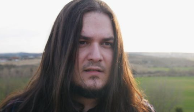 Házkutatási paranccsal tört rá a hatóság Radics Petire