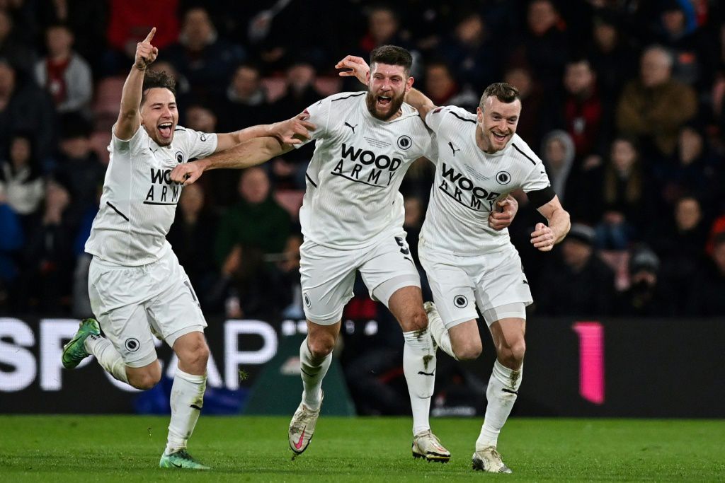\'Incredible\' non-league Boreham Wood stun Bournemouth in FA Cup