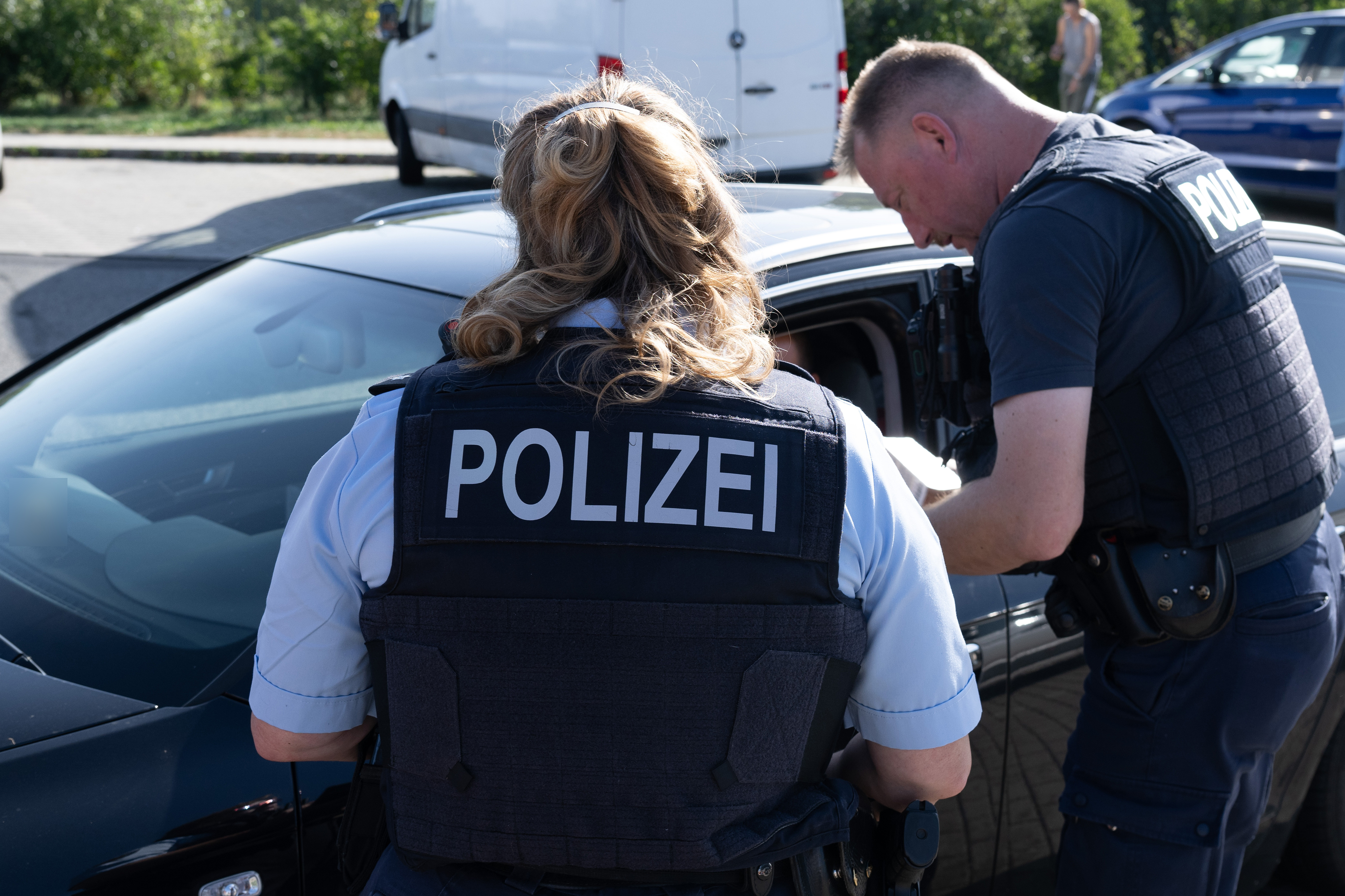 Borzalmas támadás: csatornába dobtak egy kisfiút, mert ukránul beszélt