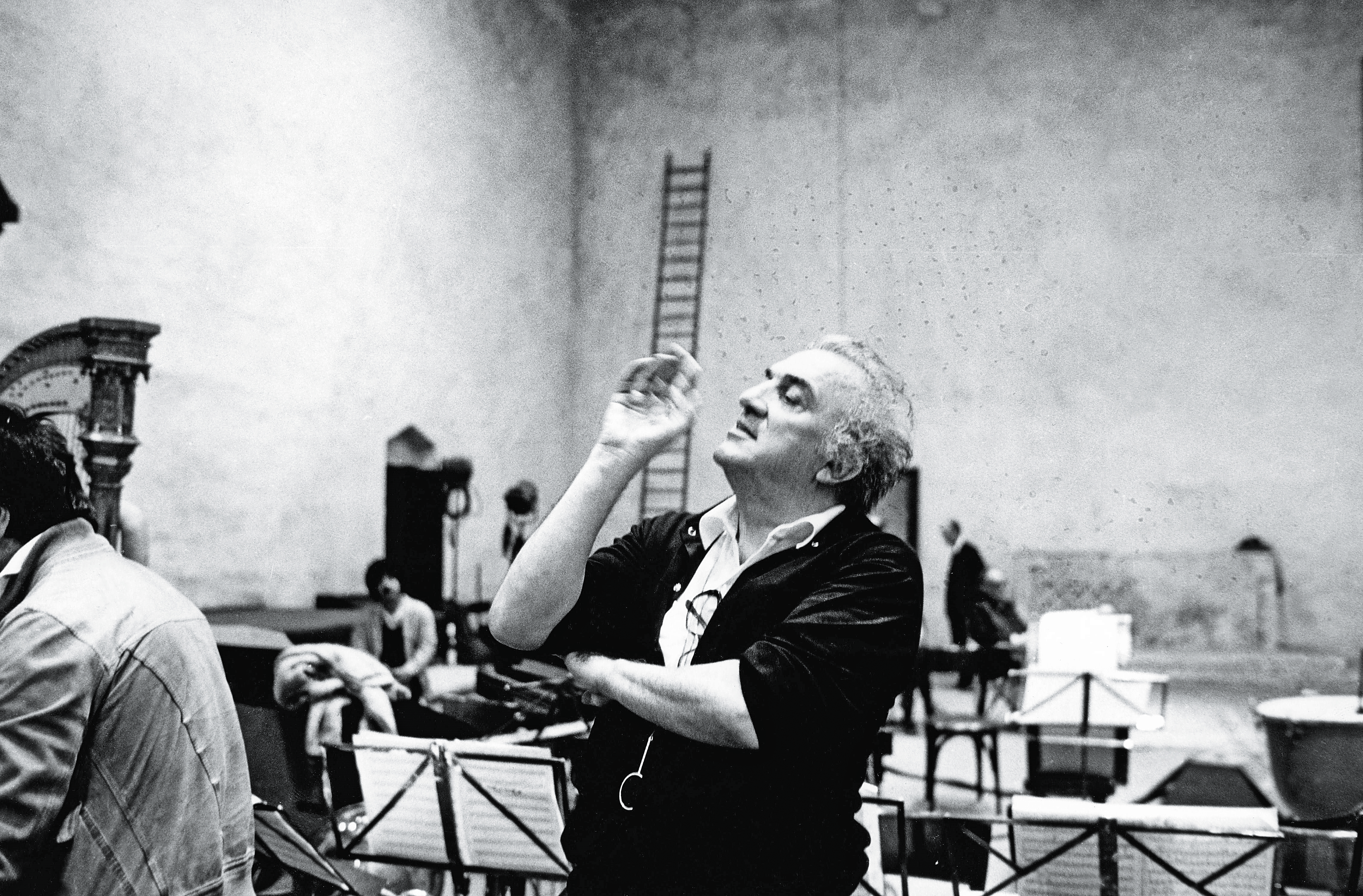 Próba orkiestry, 1978 r. Na zdjęciu Federico Fellini na planie filmu