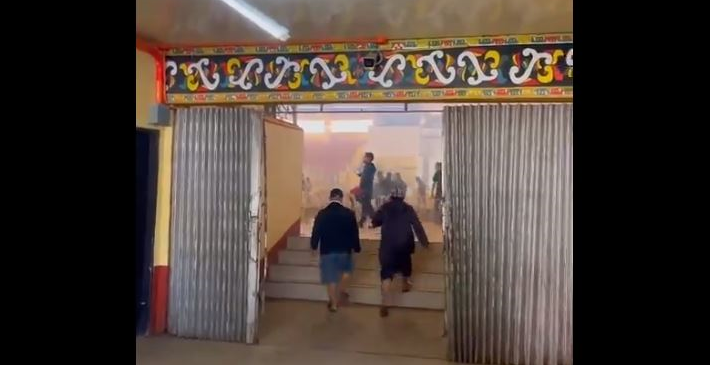 Embertelen mészárlás: mise közben robbant egy pokolgép, négyen meghaltak, többen megsérültek - videón a káosz