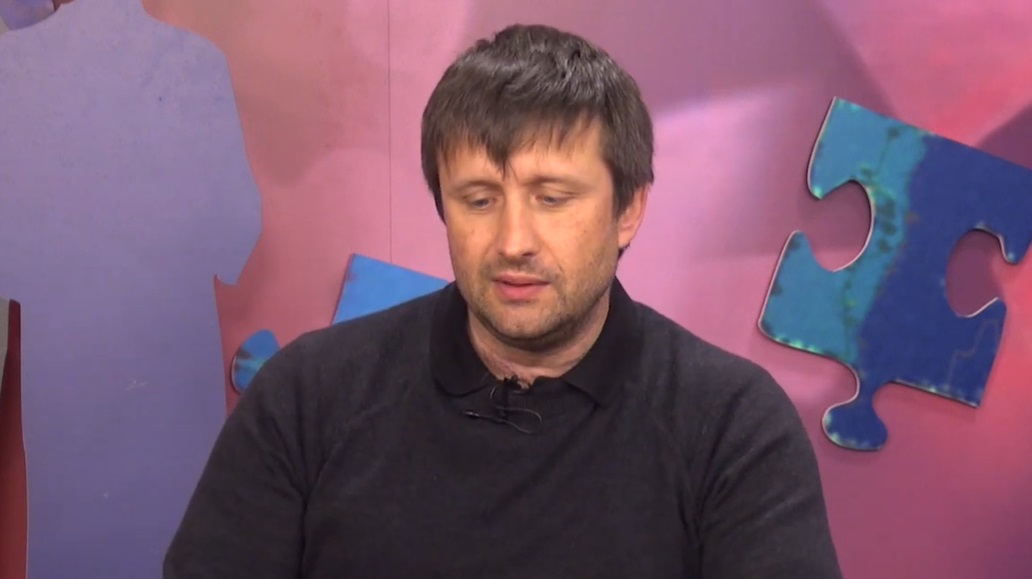 Gólyahír: hamarosan megszületik a Jóban rosszban Nemes dokijának és színésznő kedvesének babája