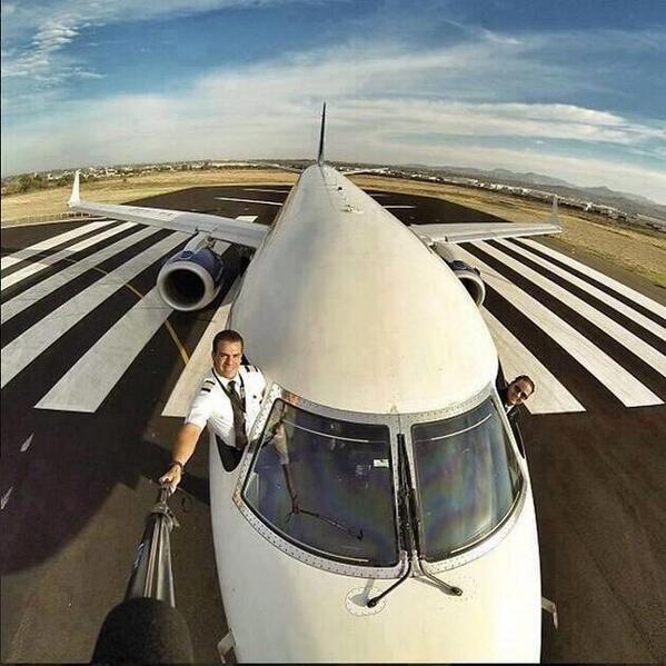 Selfie z odrzutowca