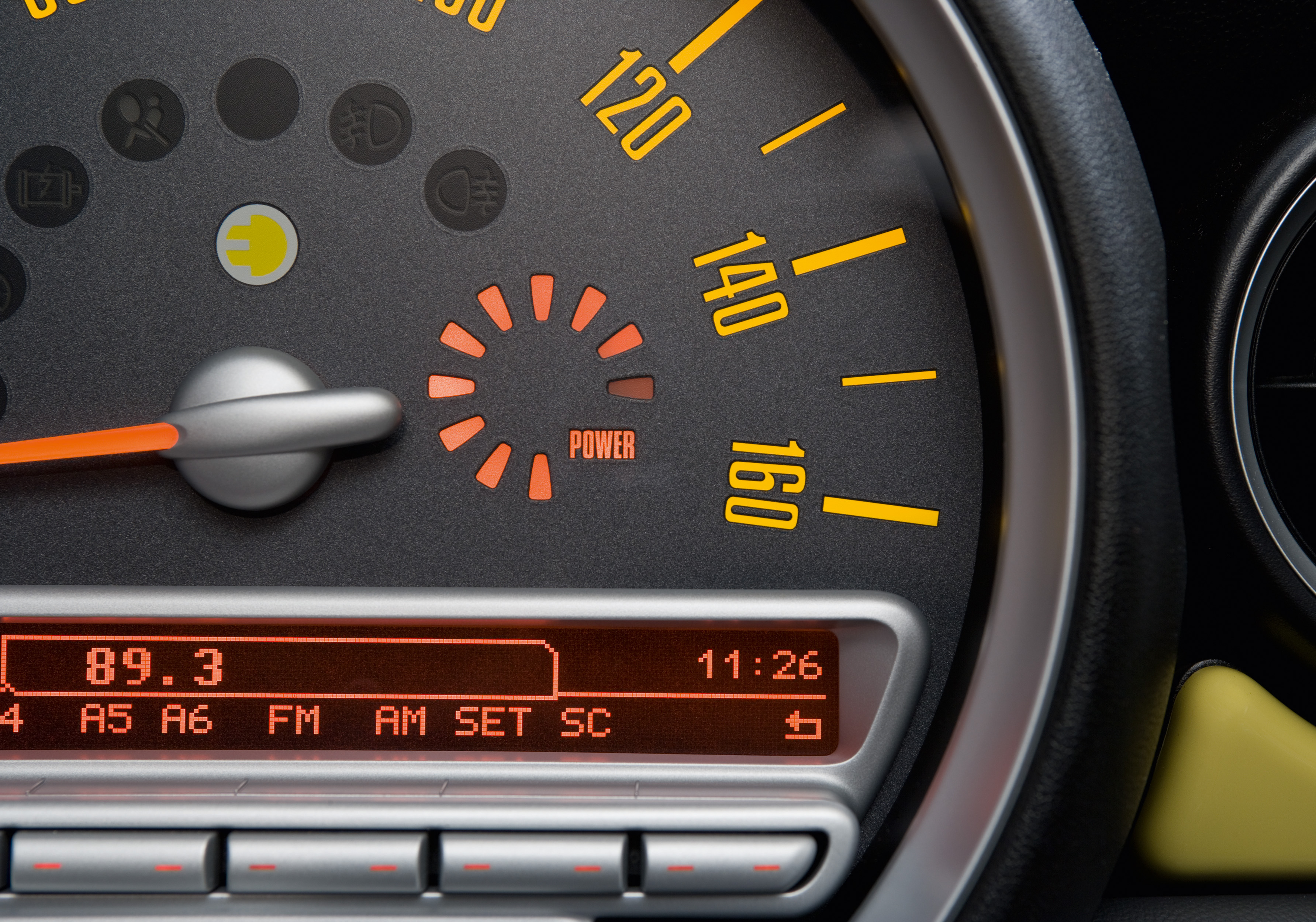 Prędkość maksymalną ograniczono do 152 km/h