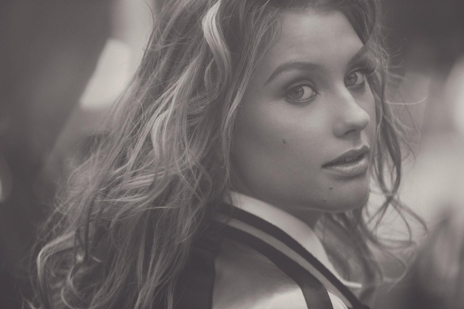 5. Ella Henderson –