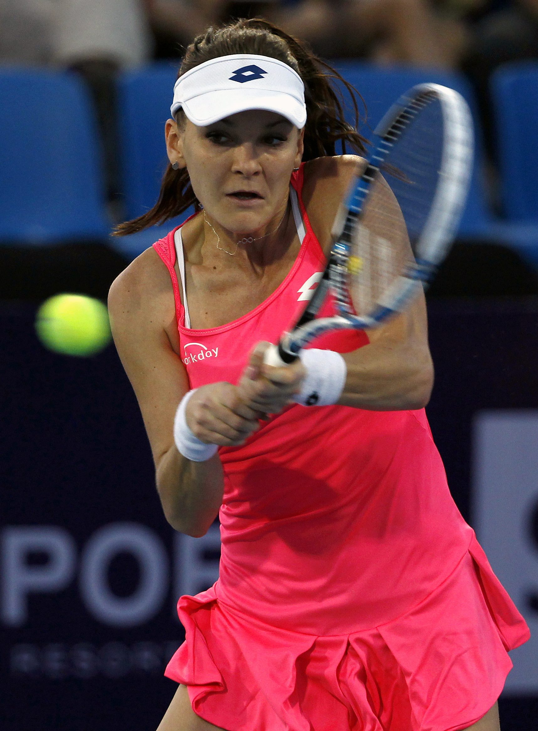 Agnieszka Radwańska pokonała Angelique Kerber 6:4, 6:3 w meczu pokazowym World Tennis Thailand Championship