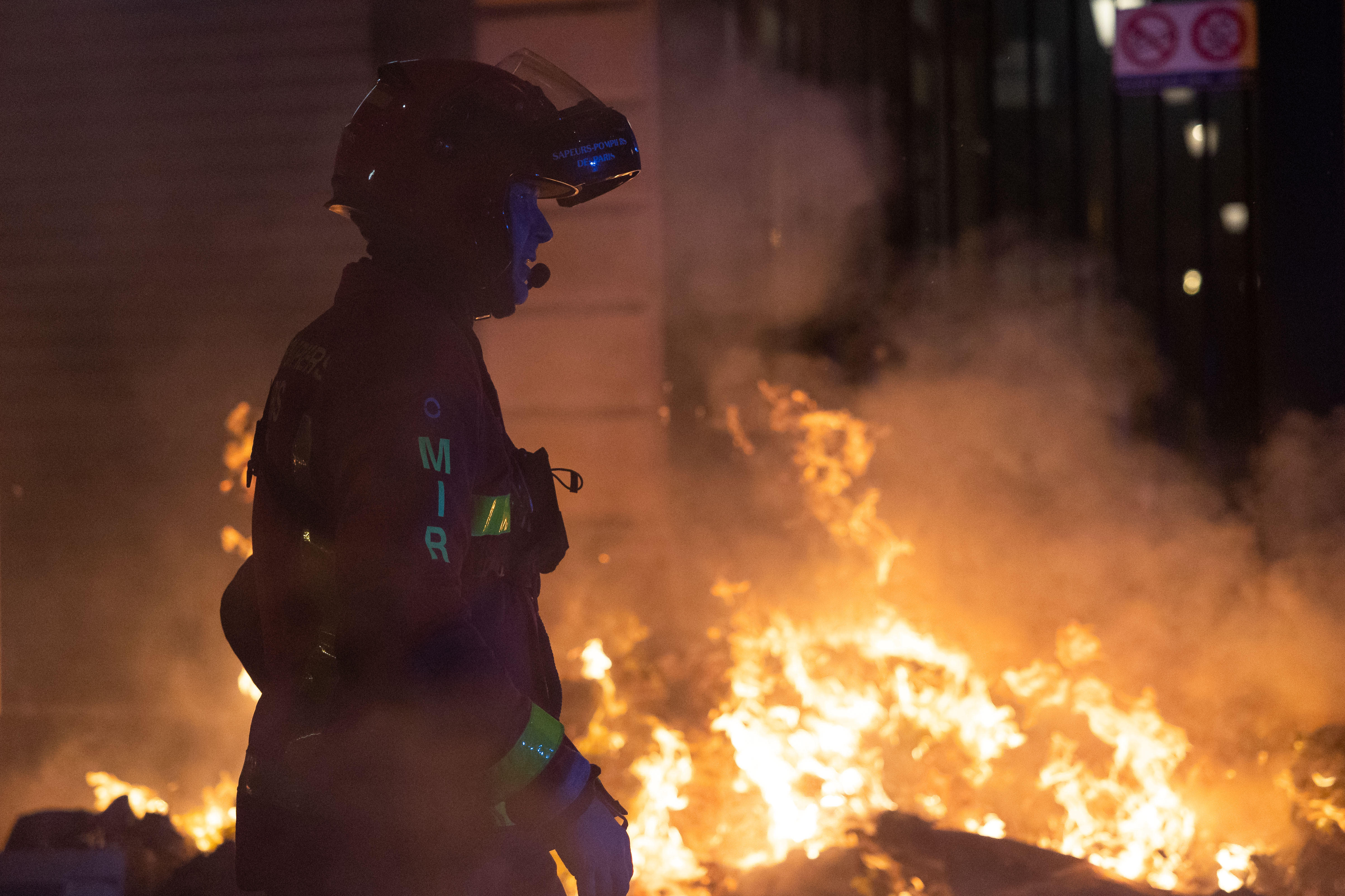 Pánik: összeomlott egy ház Marseille-ben – Többen megsérültek, halálos áldozatok is lehetnek