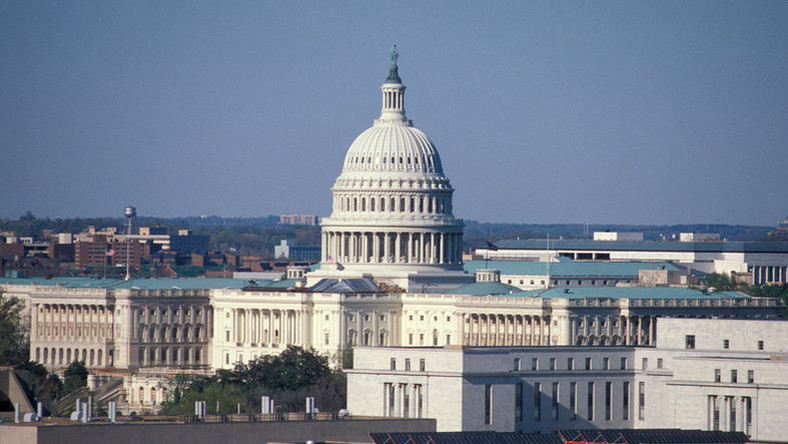 Elhasalt az amerikai szenátus előtt az Ukrajnának és Izraelnek szánt katonai segélycsomag