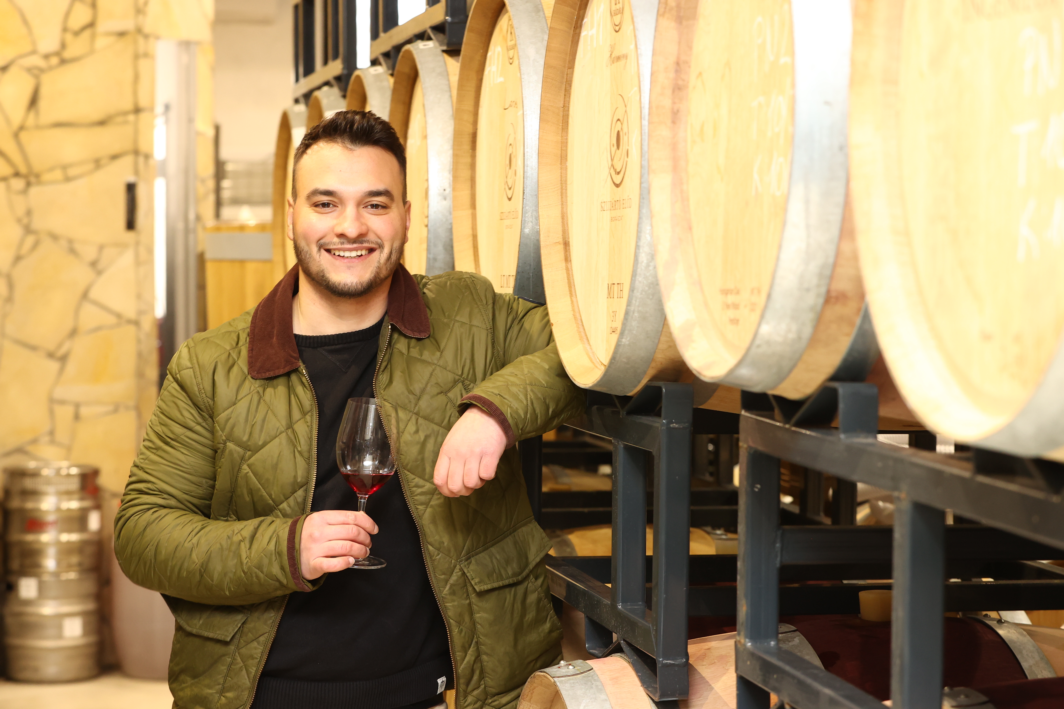 Szijjártó Előd fiatal magyar borászként a világ boraival veszi fel a versenyt
