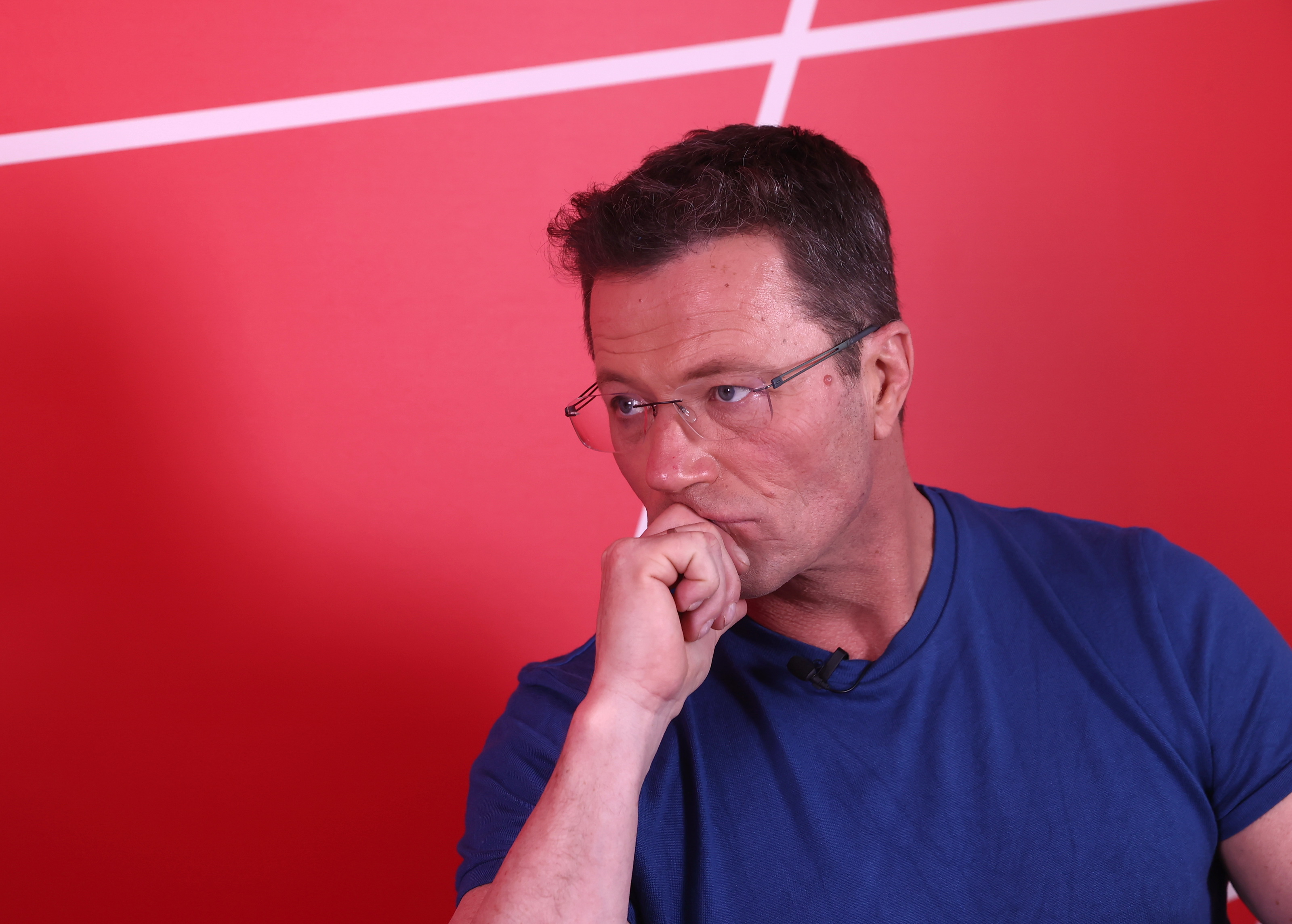 „Nem merem a fürdőszobában a csapot megnyitni, mert félek, hogy kijön belőle a Stohl” – Keményen beleálltak a kanapéhuszárok Stohl Andrásba