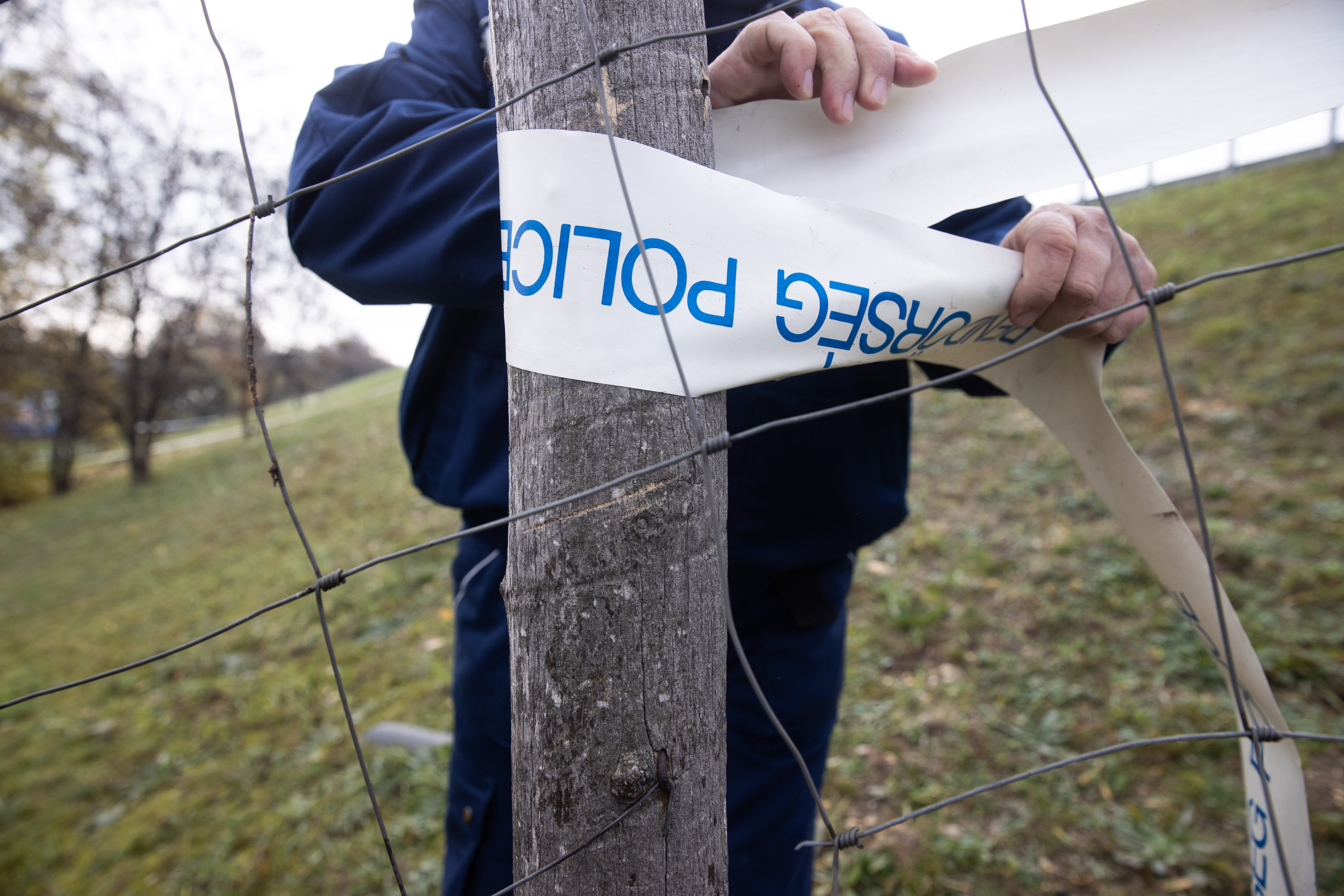 Megütötte a rendőrt: cserébe gumibottal verték össze a német férfit a budapesti kapitányságon