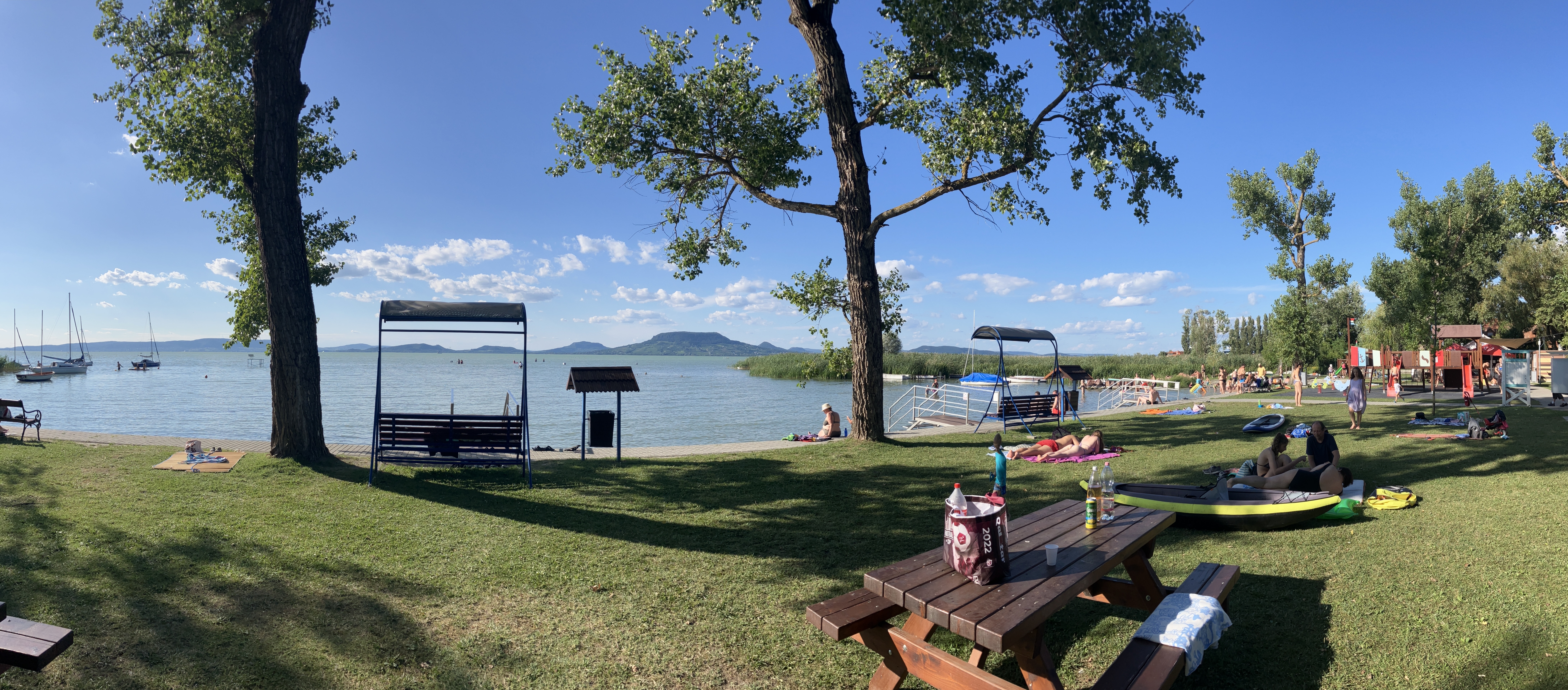 Örülhetnek a nyaralók: jó hírünk van a Balaton vizét illetően