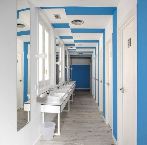 www.uhostels.com