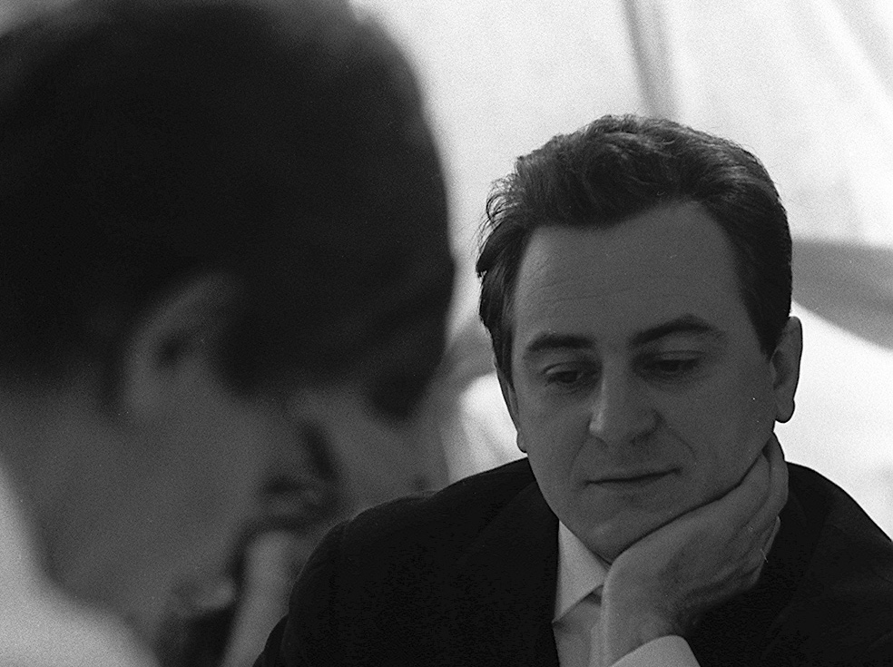 Szalona miłość - Yves Saint Laurent