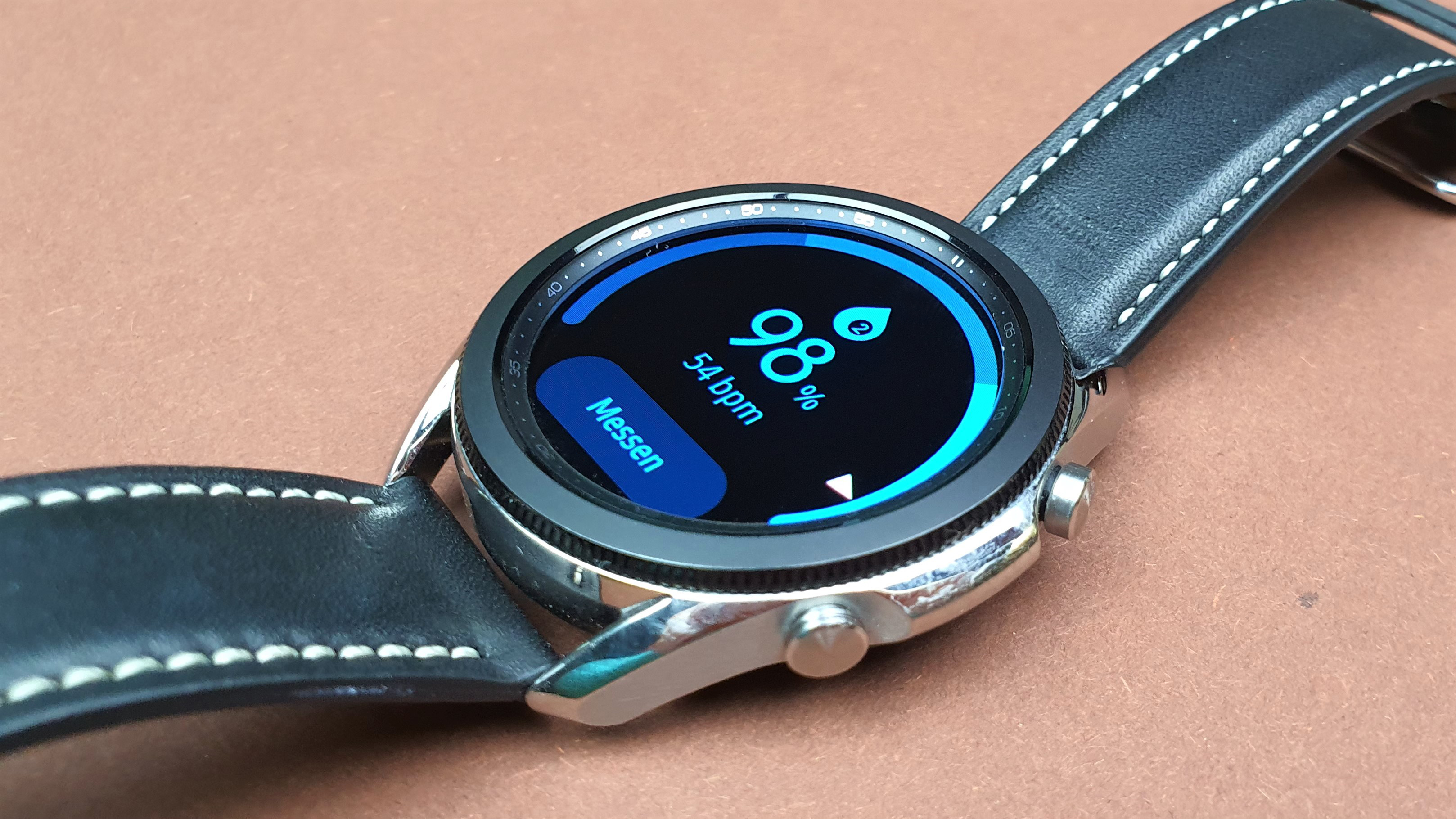 Samsung Galaxy Watch 3 im Test: Konkurrenz für Apple? | Heise online bestenlisten Samsung Galaxy Watch 3 im Test: Konkurrenz für Apple? | Heise online bestenlisten