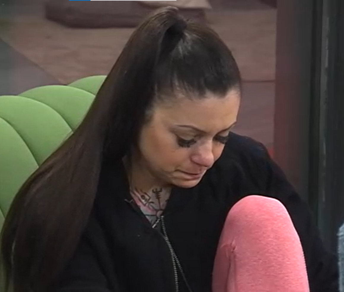 VV Piros és VV Barna ritka kegyetlenül bánt VV Melinával: "Kivégeztük" - videó