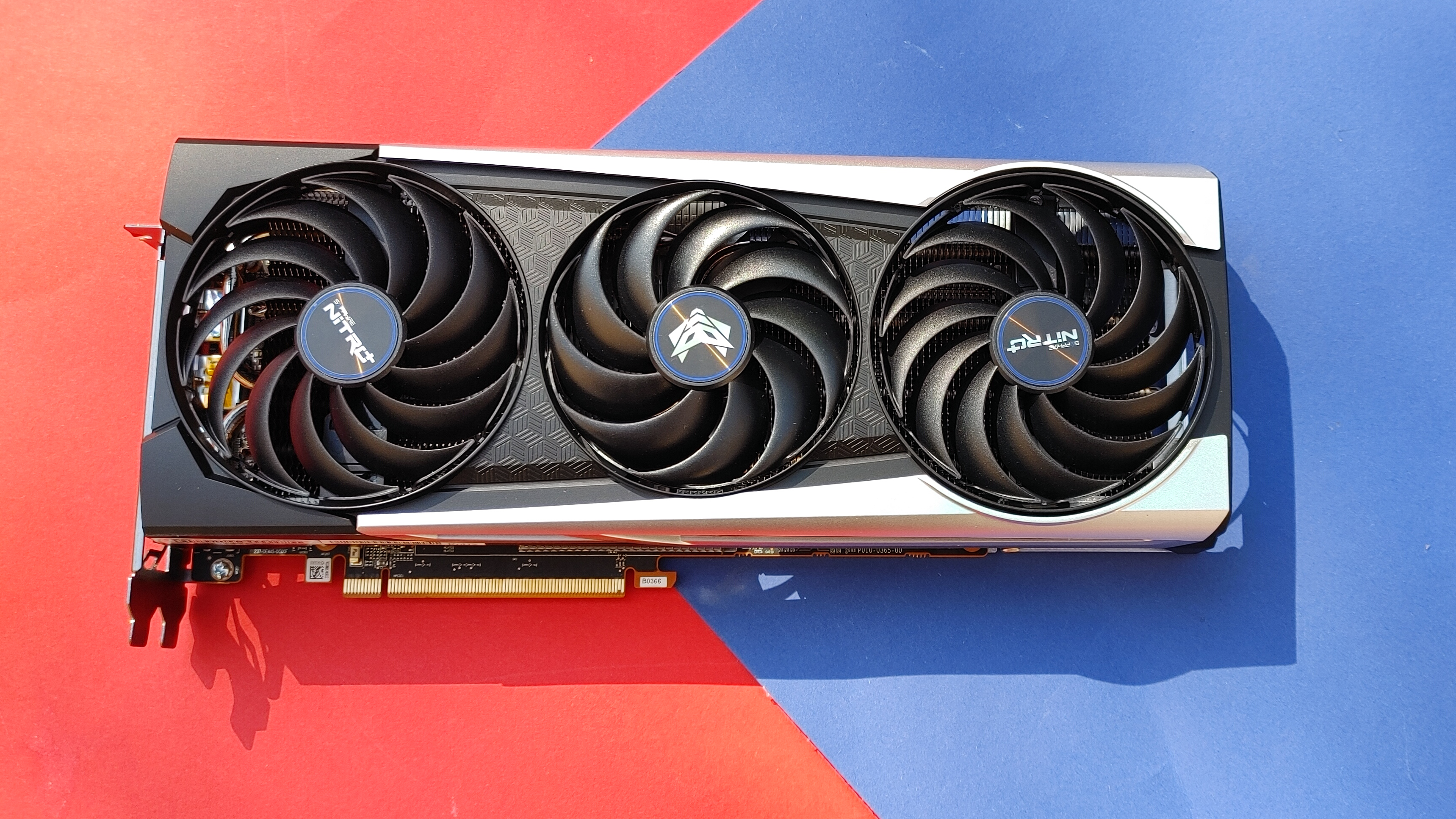 Sapphire Nitro+ RX 6700 XT im Test: AMDs neue Mittelklassen-GPU | TechStage