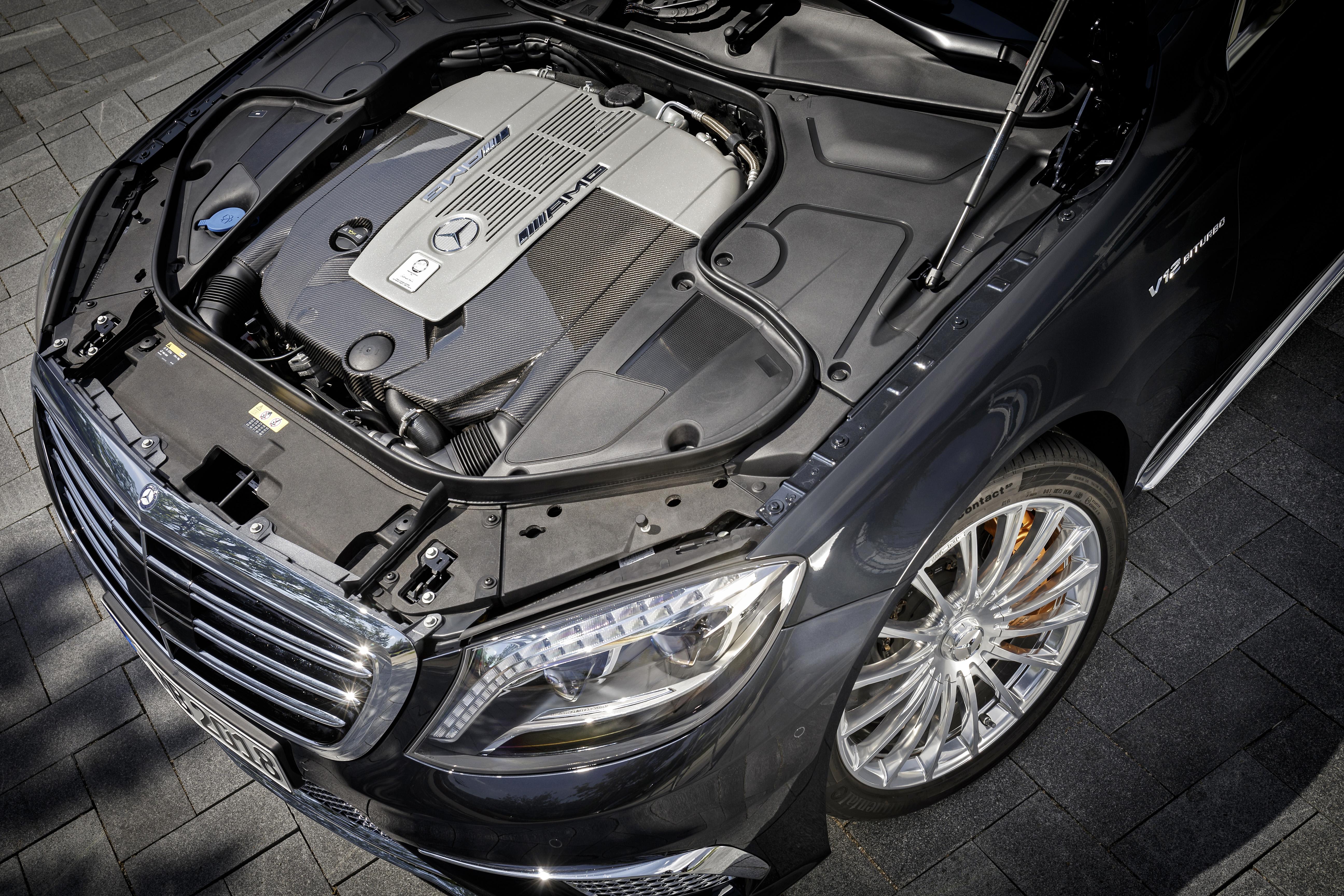 Mercedes S65 AMG