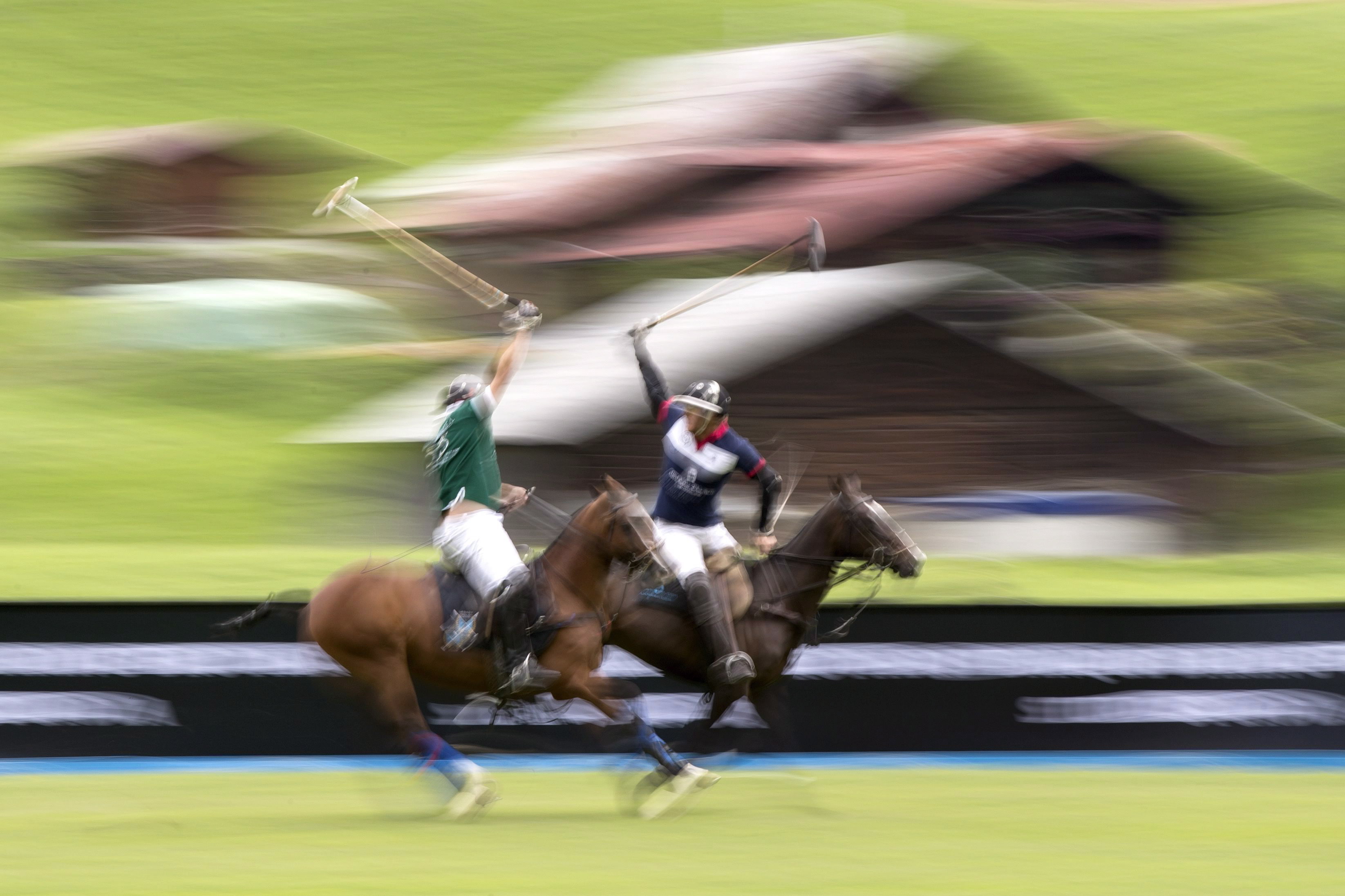 Bójka zawodników w trakcie meczu Hublot Polo Gold Cup 2014