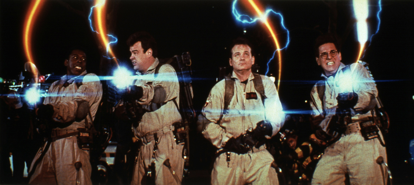 Bill Murray, Dan Aykroyd, Ernie Hudson i Harold Ramis w filmie