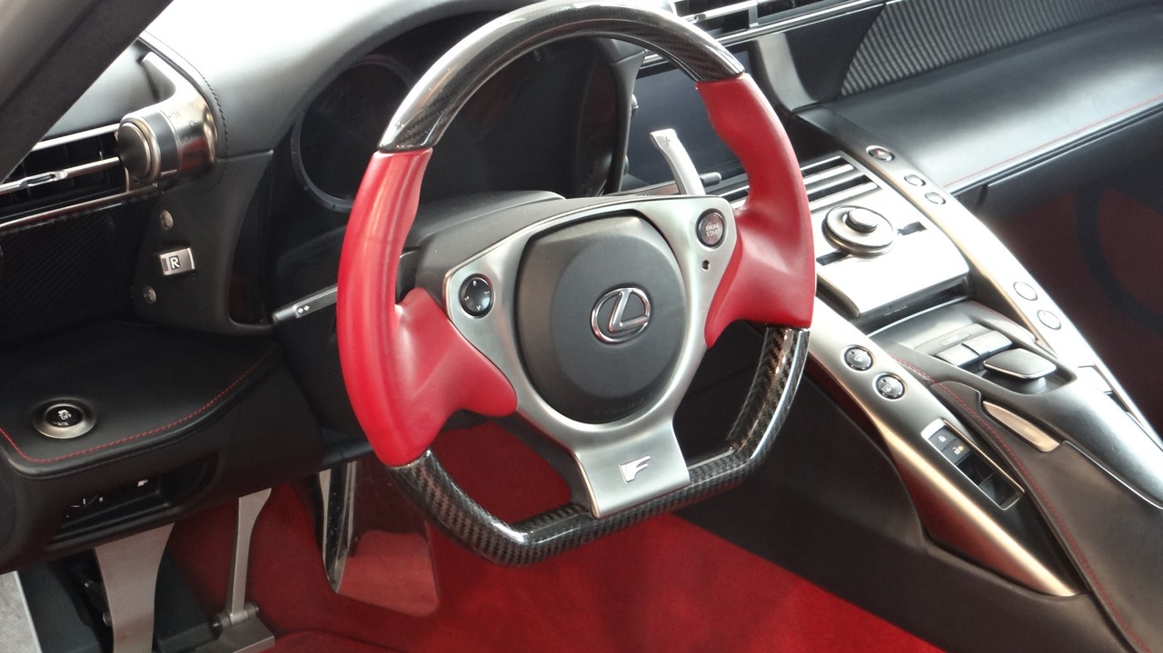 Lexus LFA
