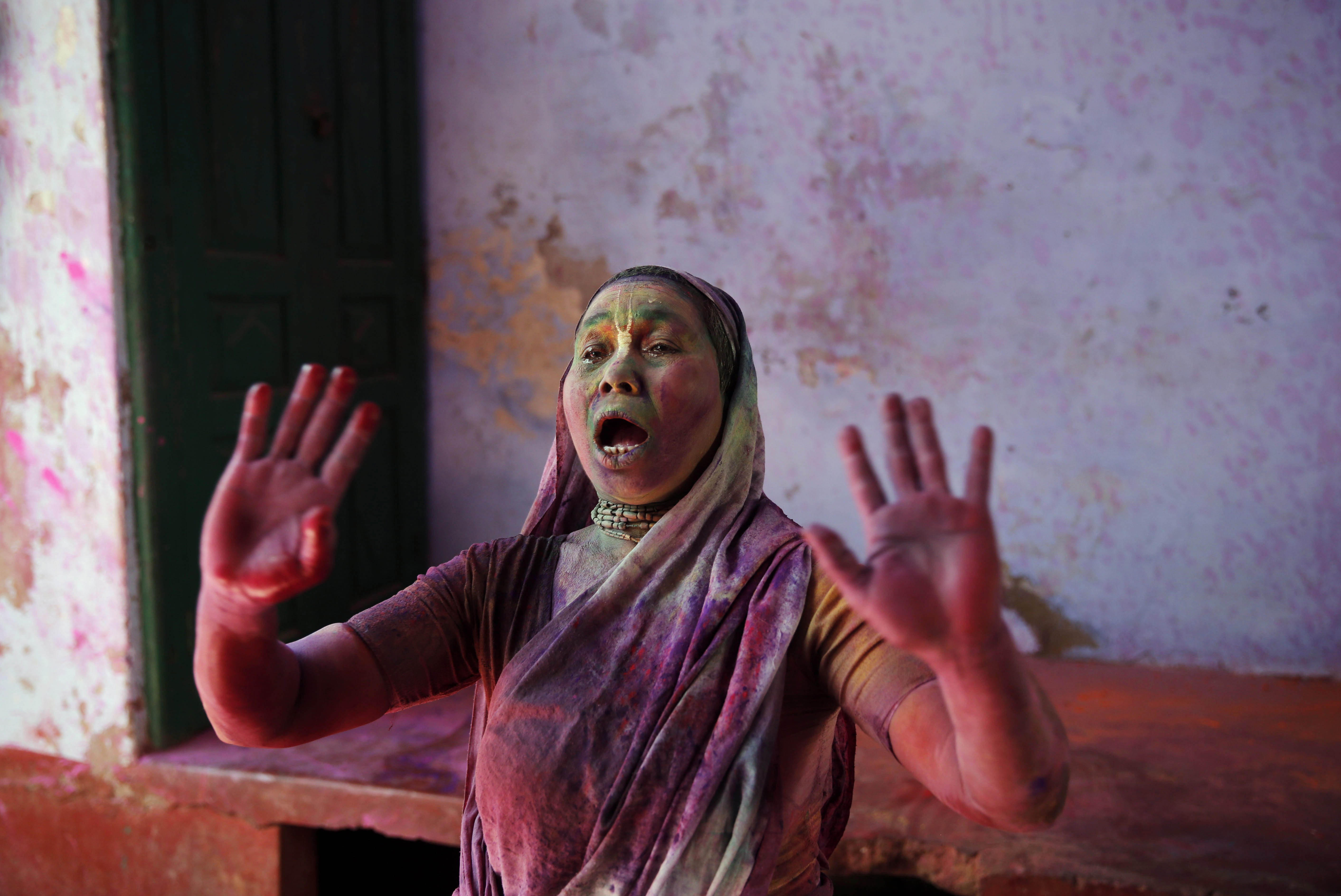 Kolorowe święto Holi w Indiach