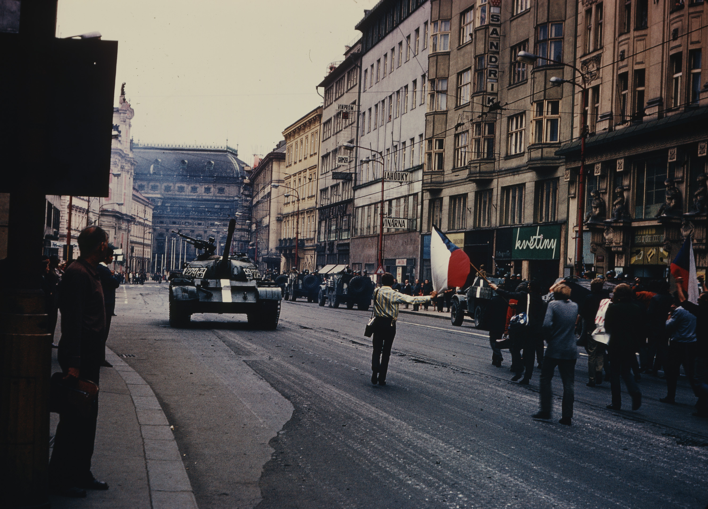 Inwazja na Czechosłowację: Wojska w centrum Pragi