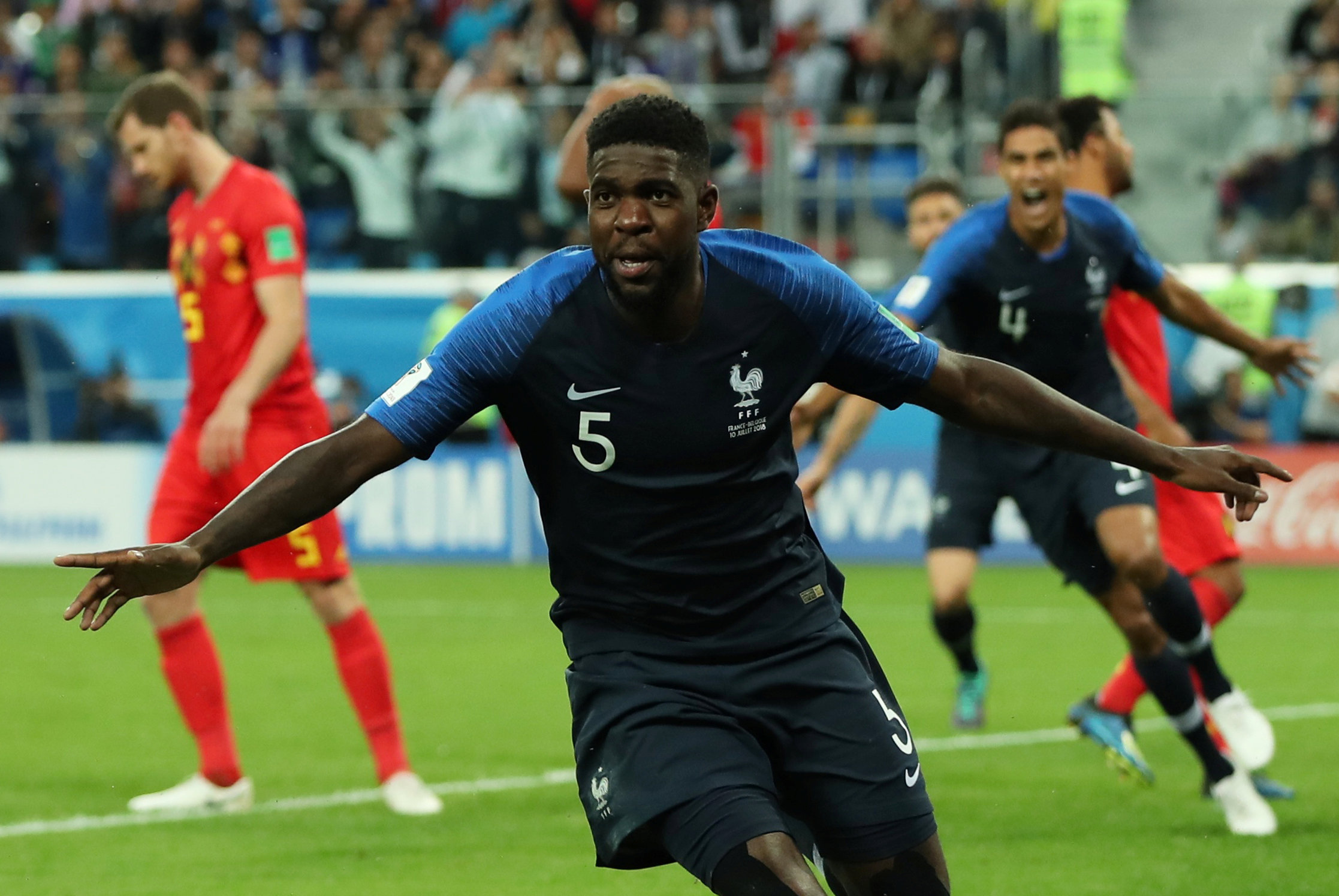 VIDEO: Francúzsko zdolalo Belgicko a je vo finále, rozhodol Umtiti