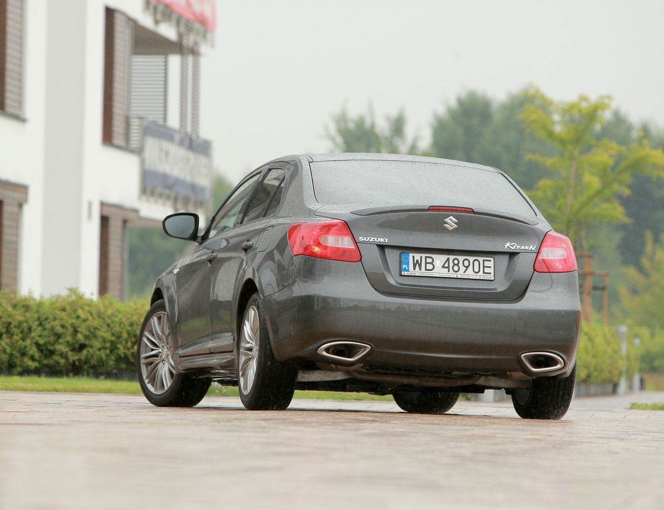 Suzuki kizashi