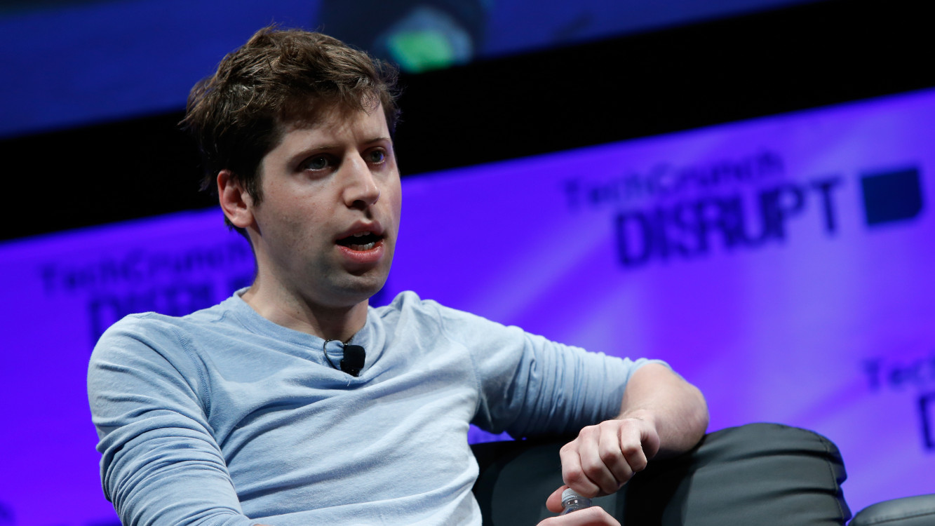 A puccs megbukott: Sam Altman visszatér az OpenAI vezérigazgatói posztjára