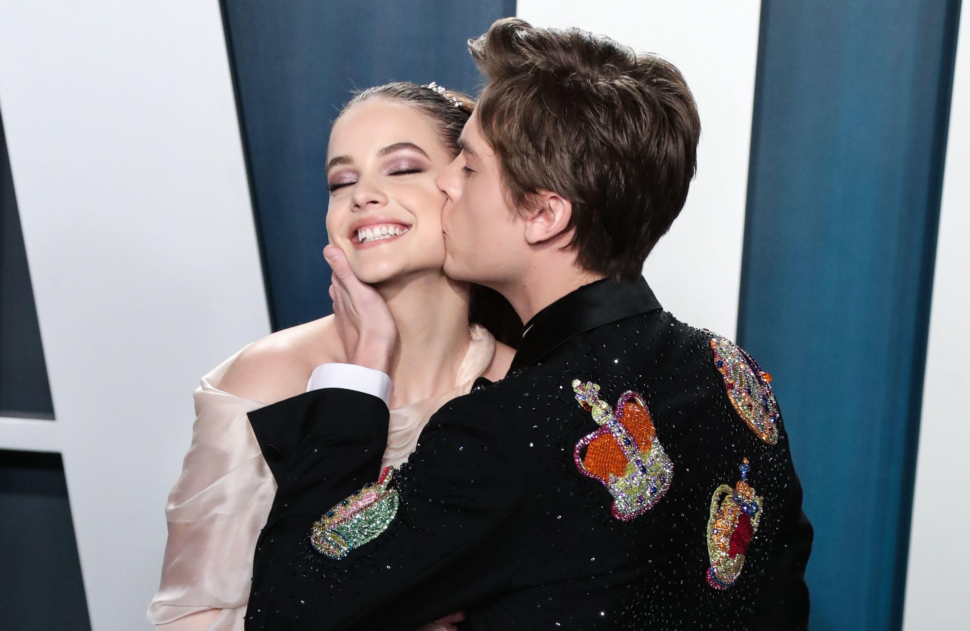 Kell ennél romantikusabb? Palvin Barbi könnyekig hatódott a párja Valentin-napi meglepetésétől - videó