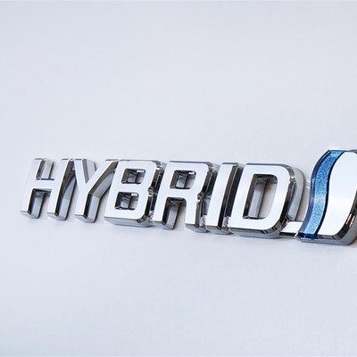 Najpopularniejsze technologie hybrydowe w Polsce. Od pełnej hybrydy Toyoty do plug-ina BMW