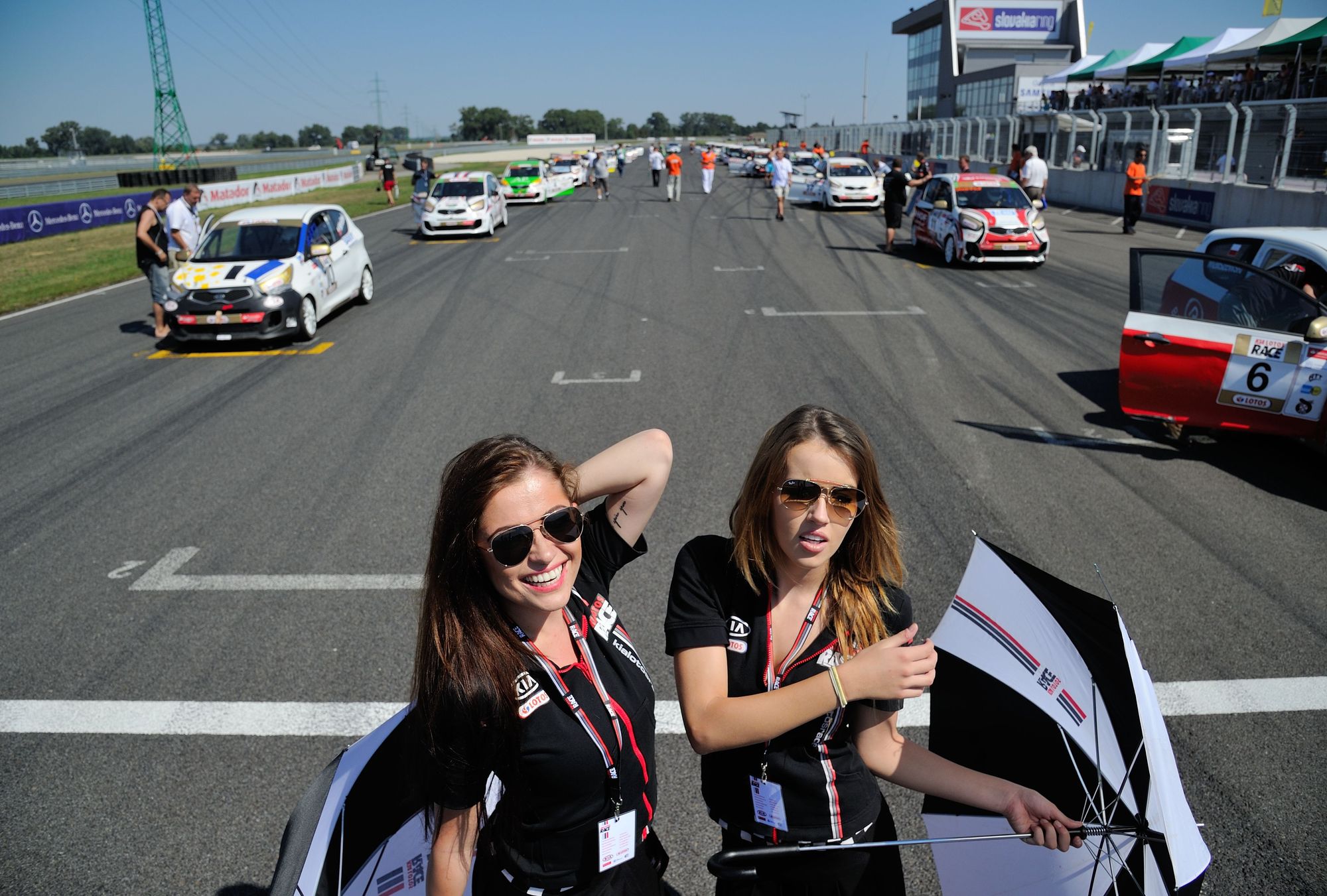 Kia Lotos Race