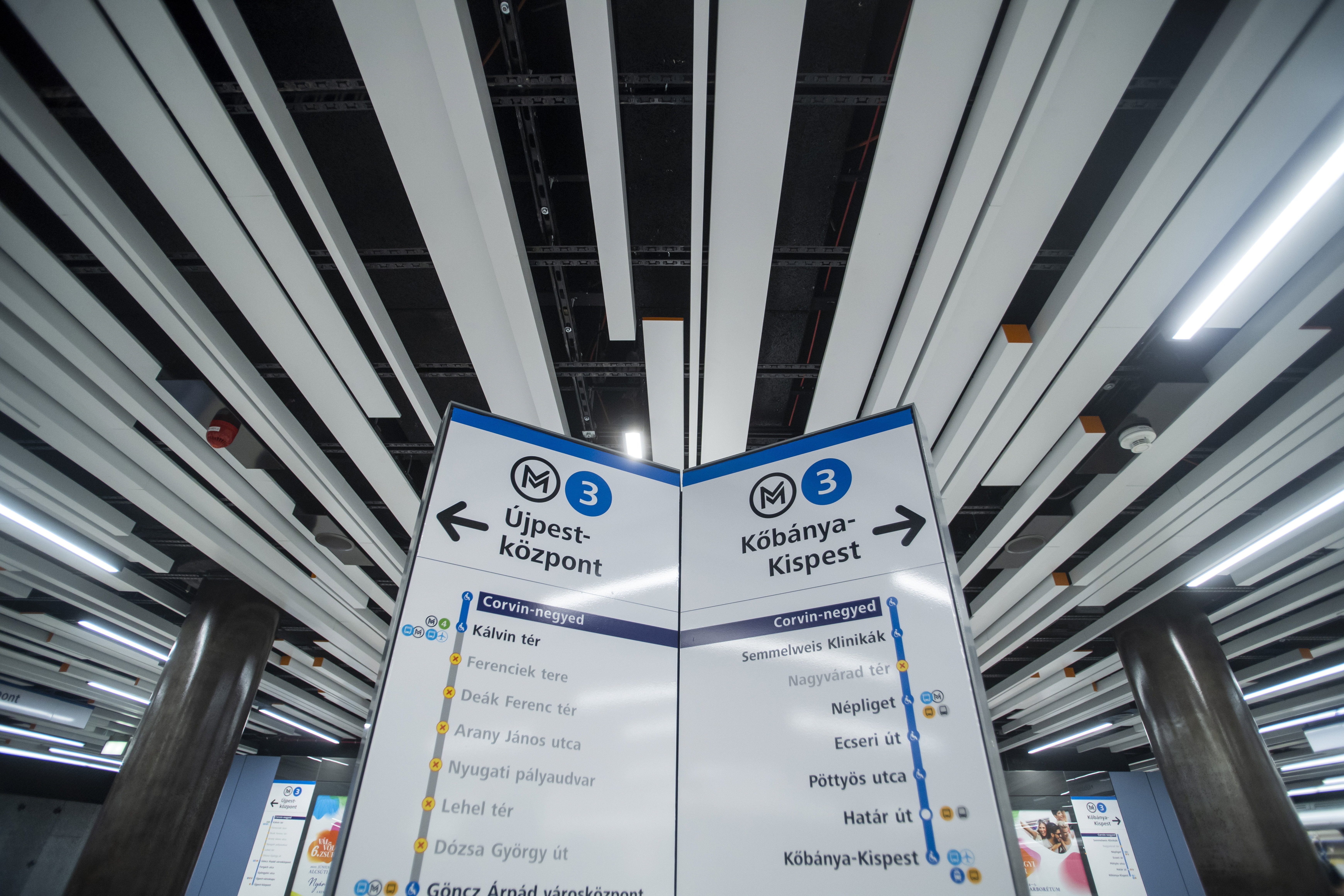 Januártól újabb két állomáson áll meg a 3-as metró - Blikk