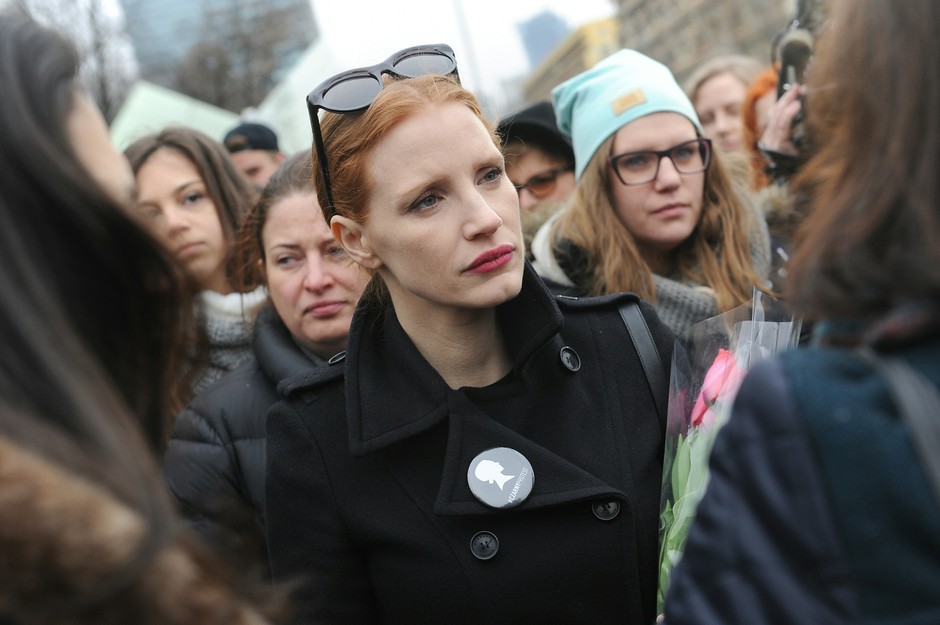 Jessica Chastain podczas manifestacji w Warszawie