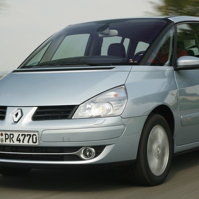 Autobusy na wakacje w cenie około 30 tys. zł
