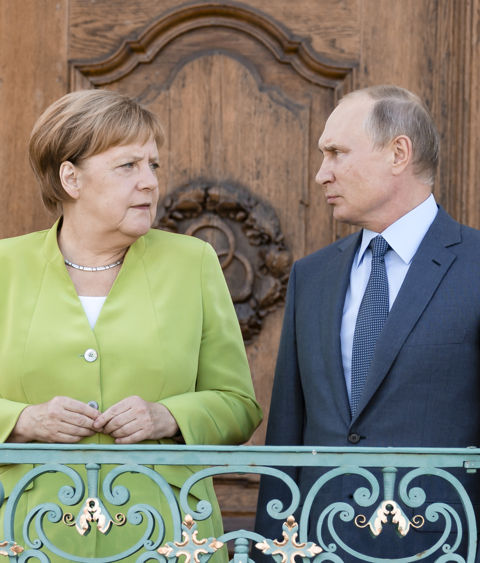 Angela Merkel wita Władimira Putina w pałacu Schloss Meseberg w Gransee, Niemcy, 18 sierpnia 2018 r.