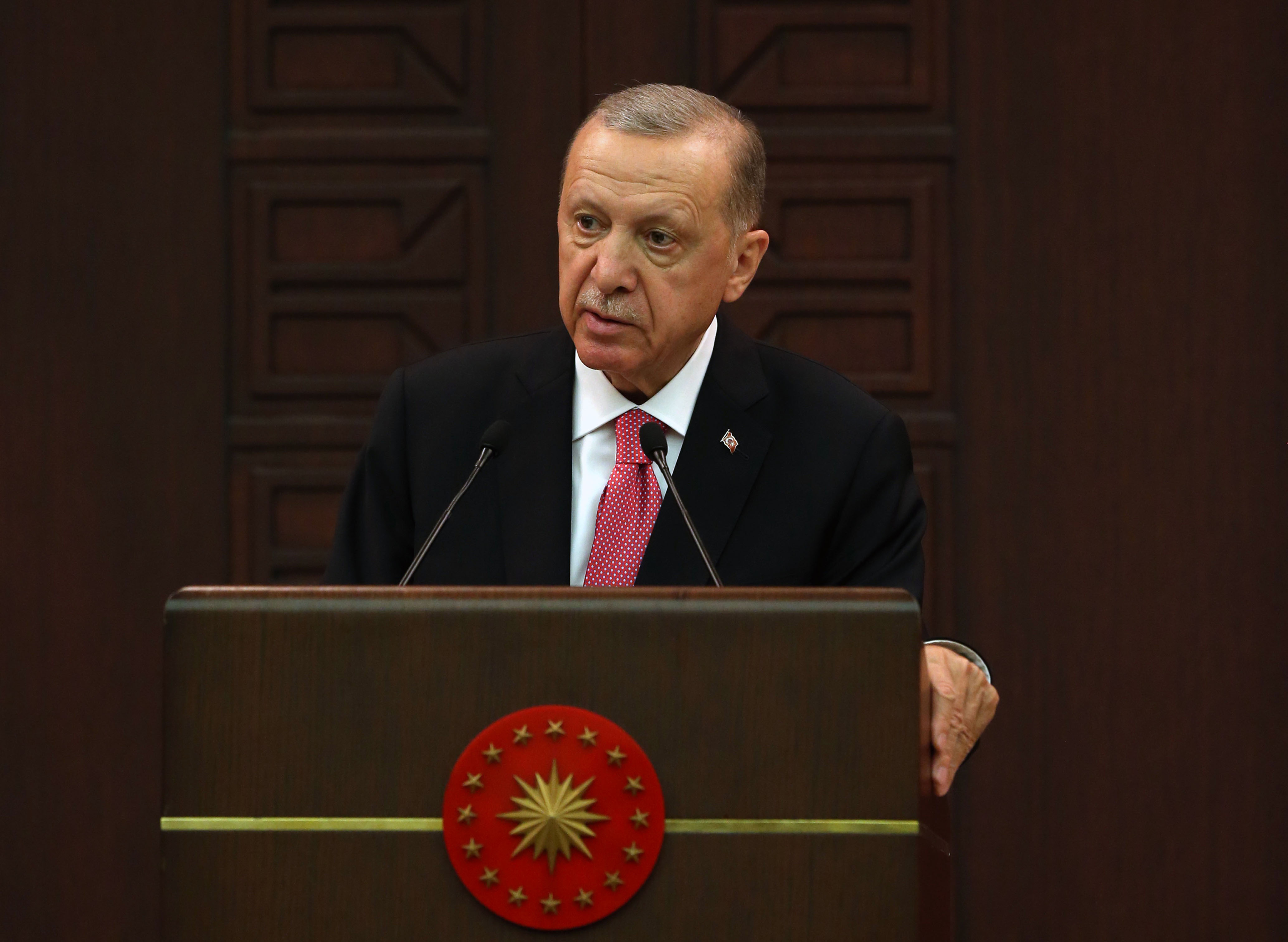 Erdogan török uniós tagságot kér Svédország NATO-csatlakozásának jóváhagyásáért cserébe
