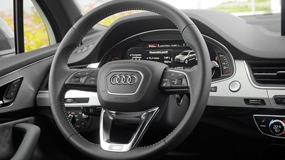 Dlaczego złodziej odstawił auto Marty Kaczyńskiej pod komendę?
