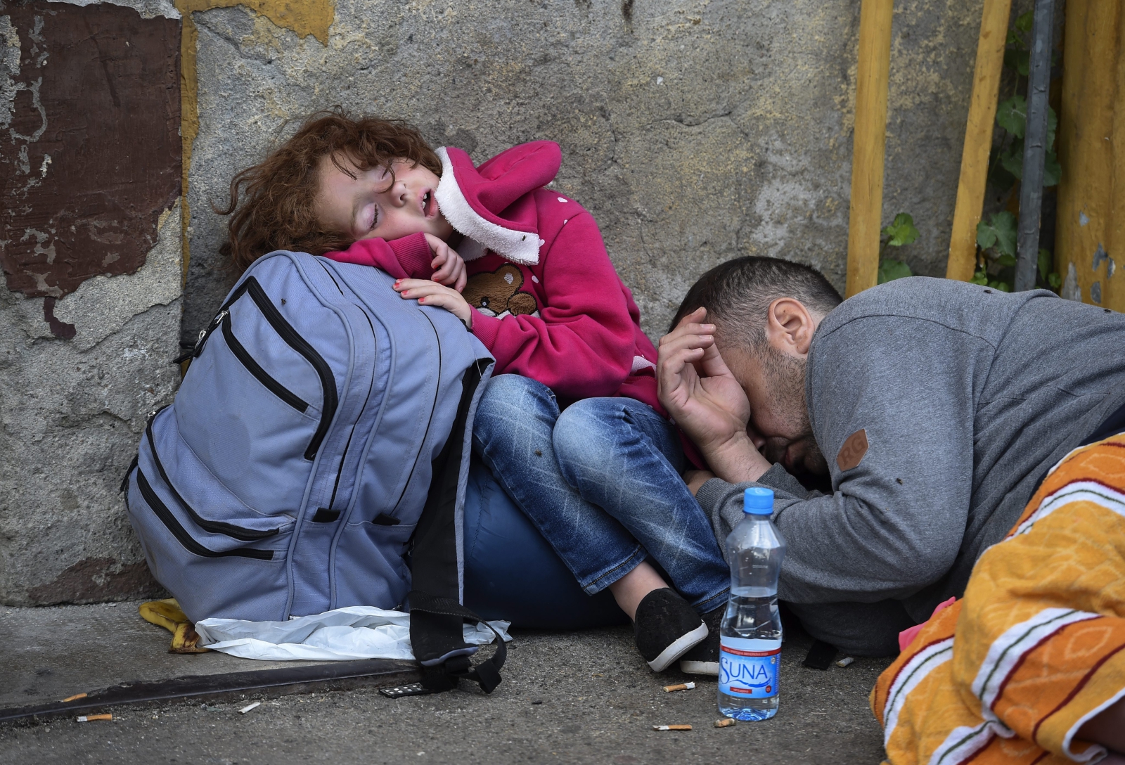 Koszmar uchodźców. Tysiące imigrantów kontra policja na granicy grecko-macedońskiej